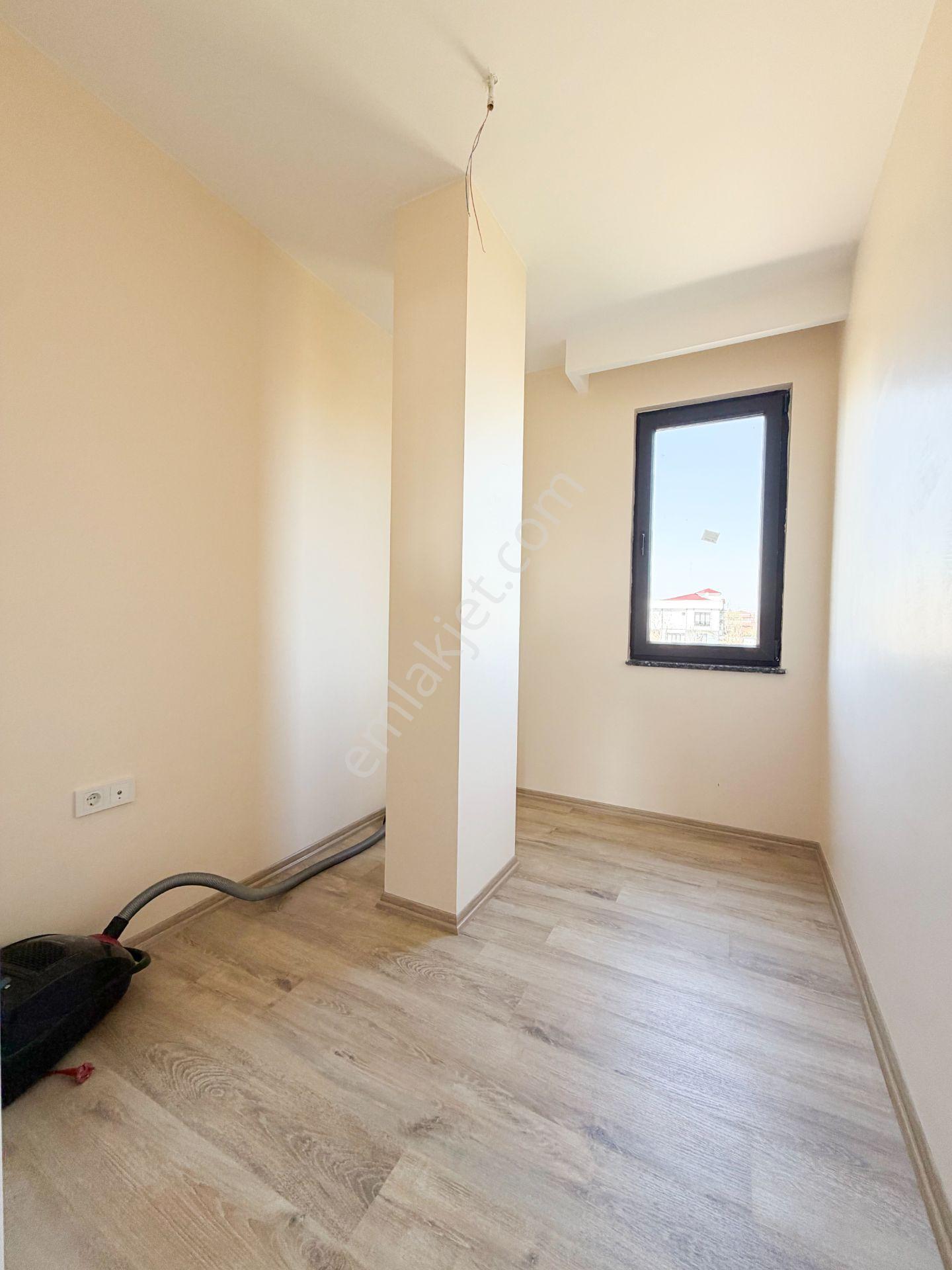 Sahil Tarafında Müstakil Bahçeli Konseptli 3+1 Sıfır Daire - Görsel 15