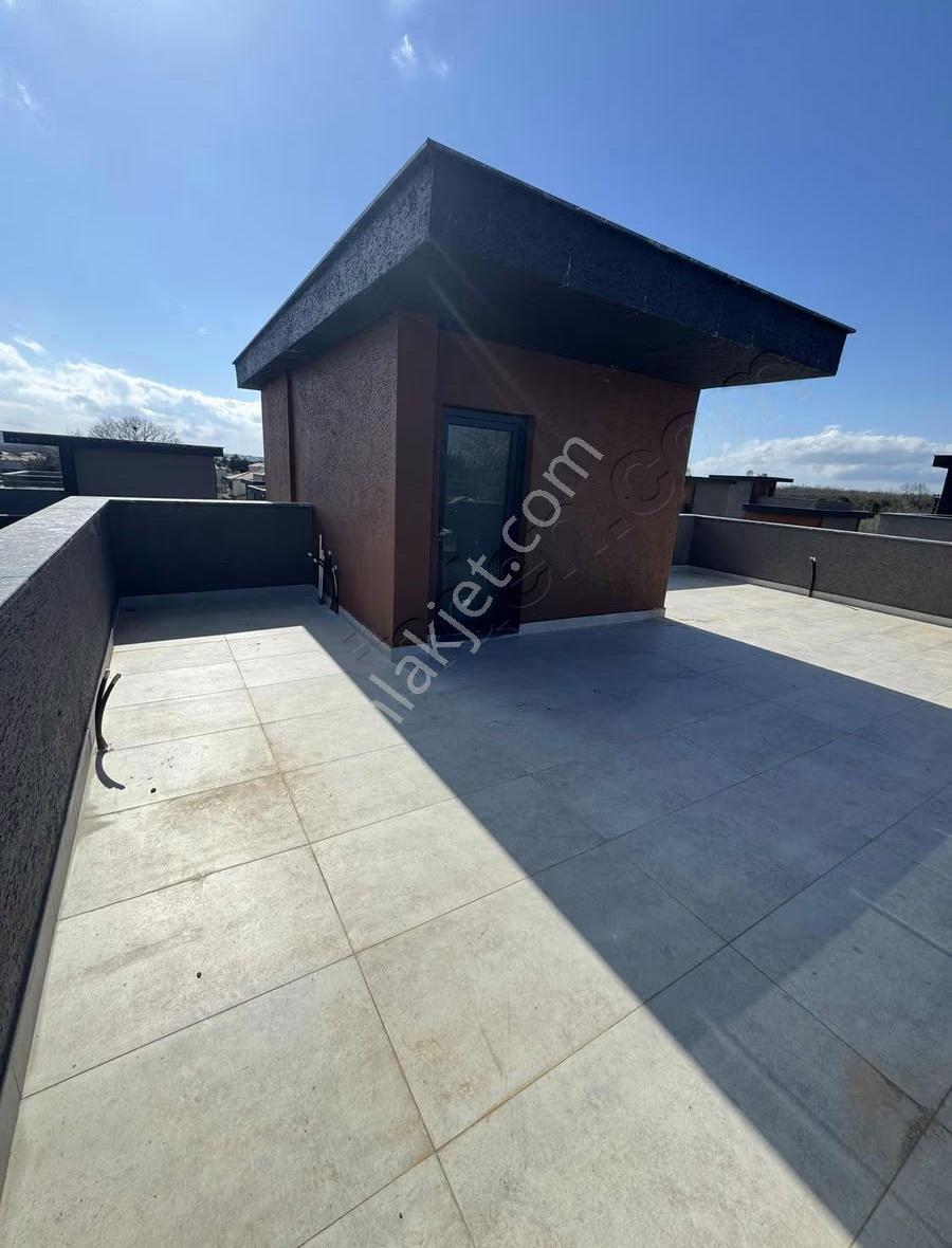 Çerkezköy Ambardere'de Site İçinde Lüks Villa