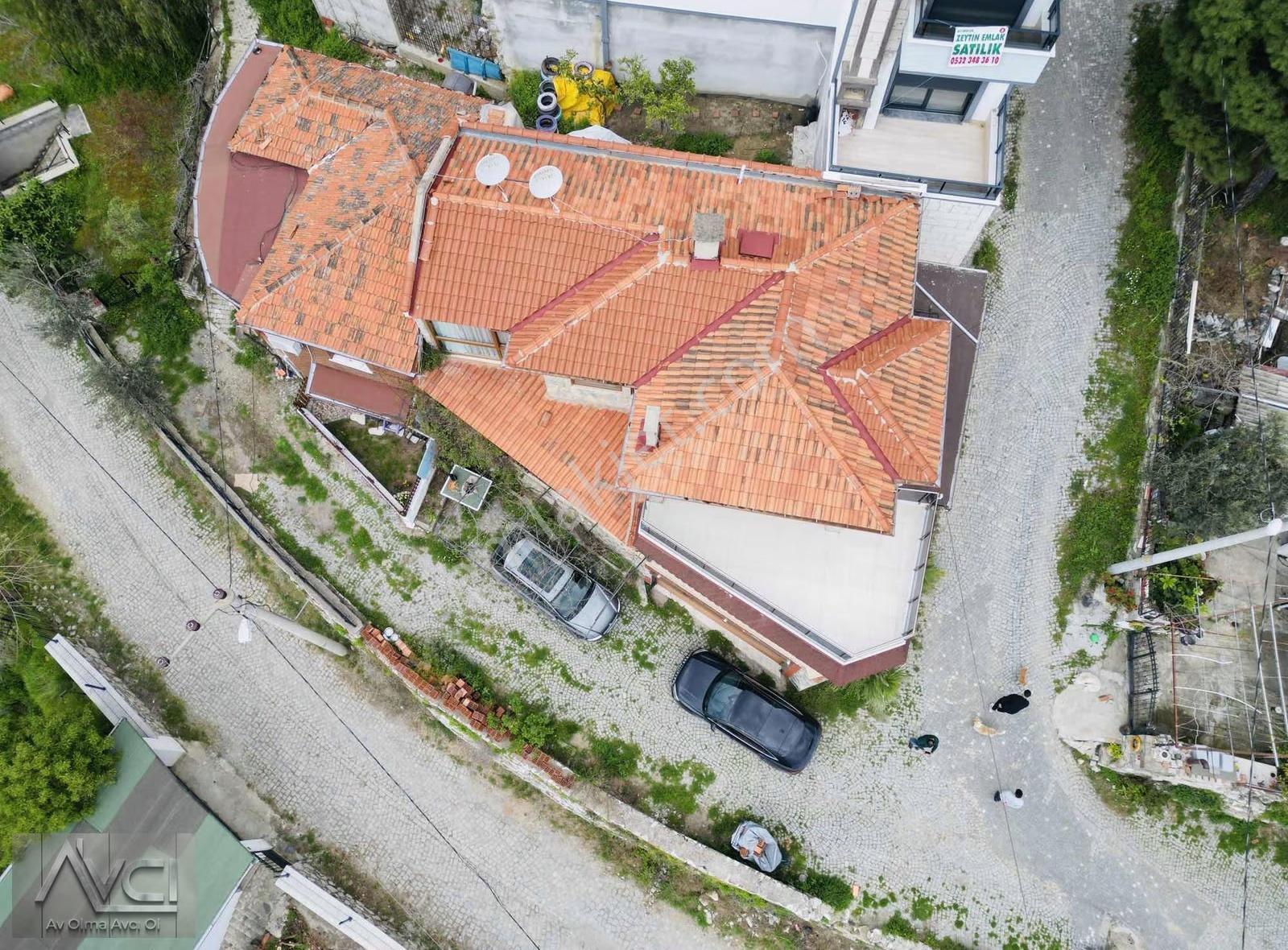 Avcı'dan Altınoluk 5+1 Full Manzara Triplex Villa Kapalı Otopark - Görsel 8