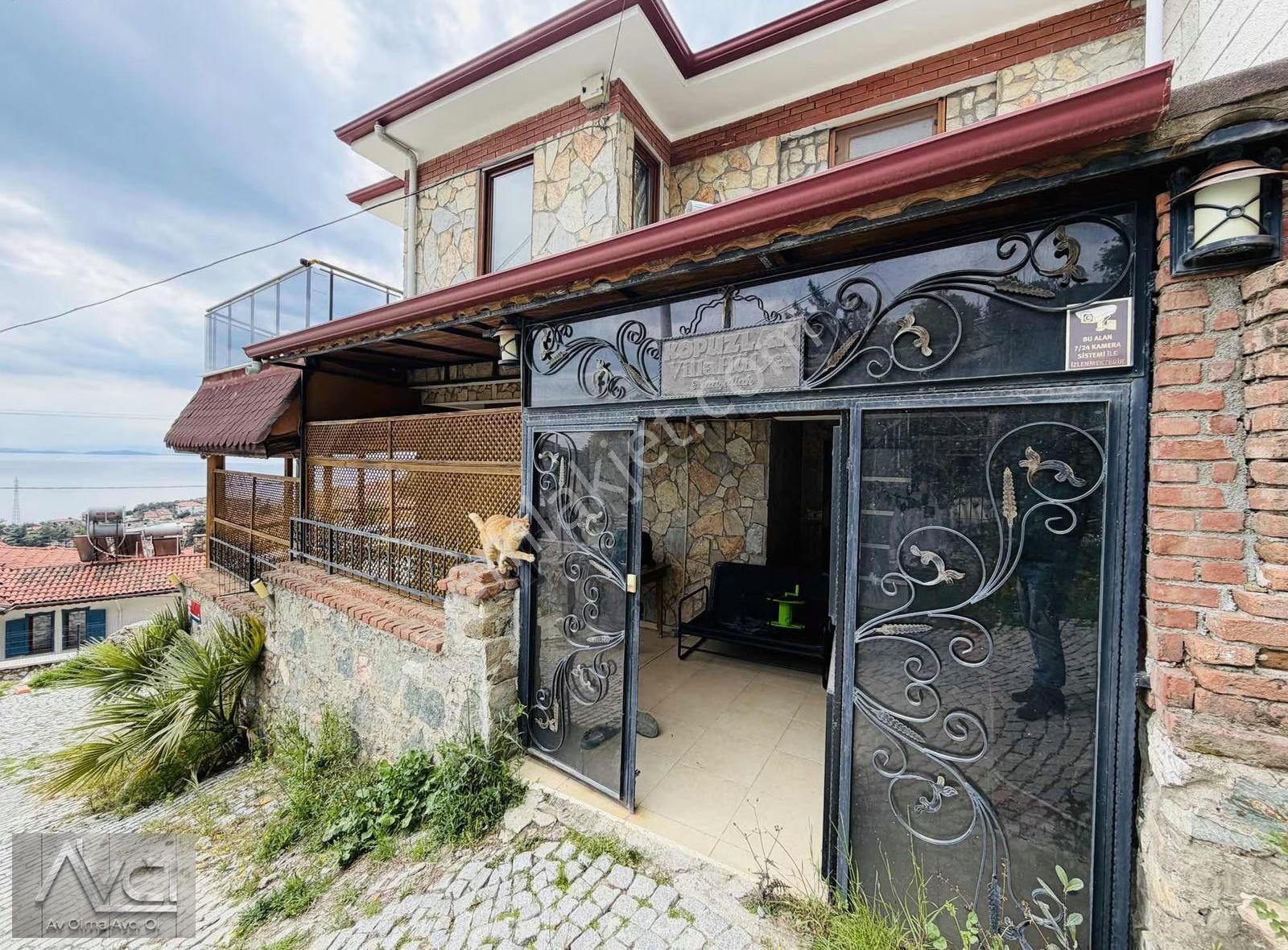 Avcı'dan Altınoluk 5+1 Full Manzara Triplex Villa Kapalı Otopark - Görsel 11