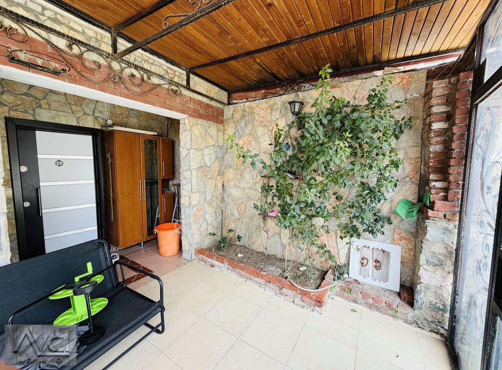 Avcı'dan Altınoluk 5+1 Full Manzara Triplex Villa Kapalı Otopark - Görsel 28