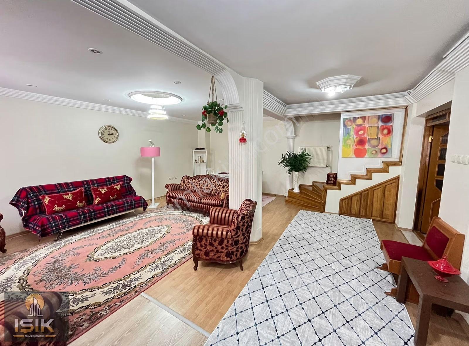 Işık Gayrimenkul'den Yıldızkent'te Kiralık 1+1 Daire
