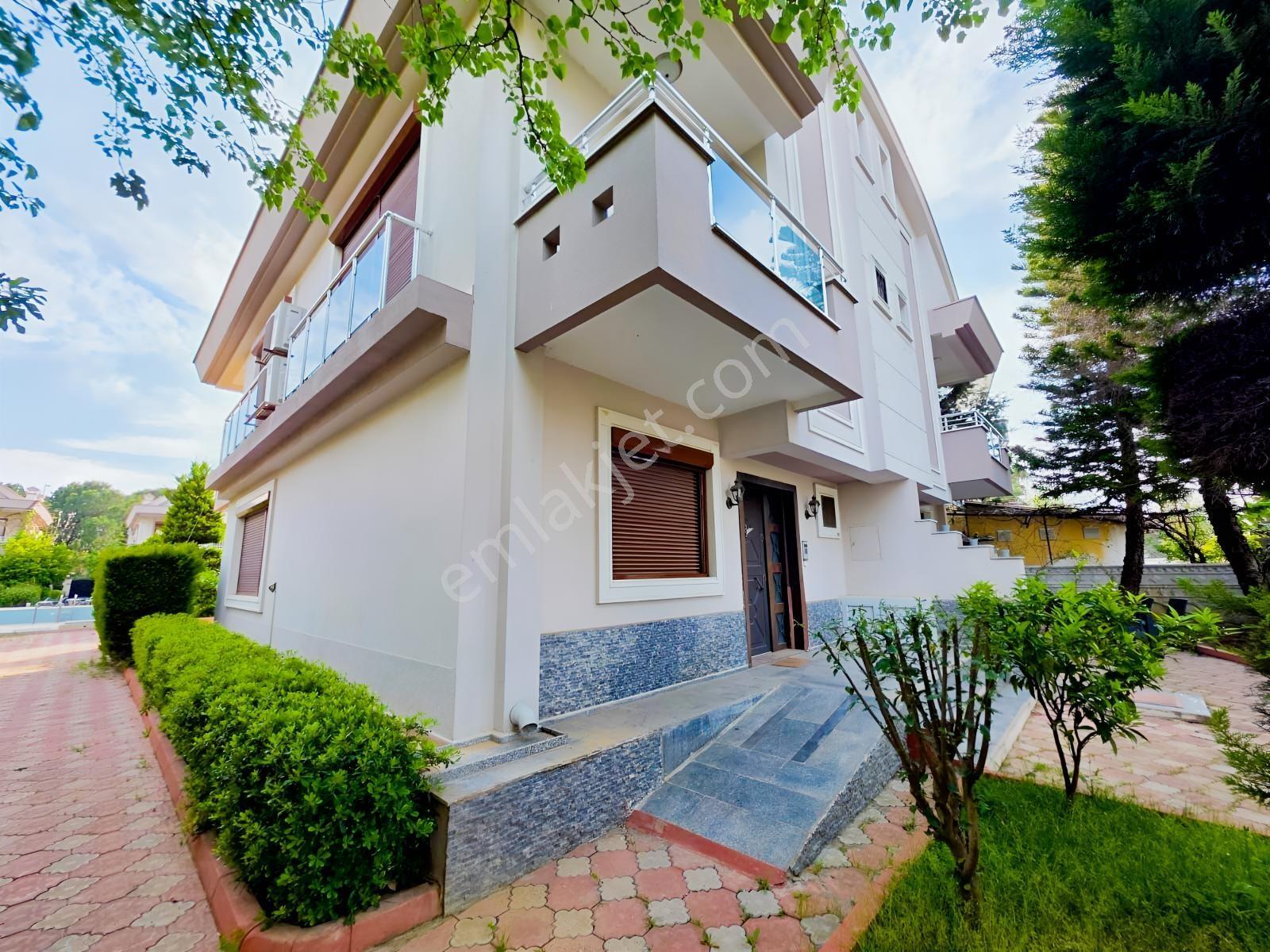 Belek'te Belek Golf Vilları Denize 2 Km Satılık Eşyalı 4+1 Villa - Görsel 10