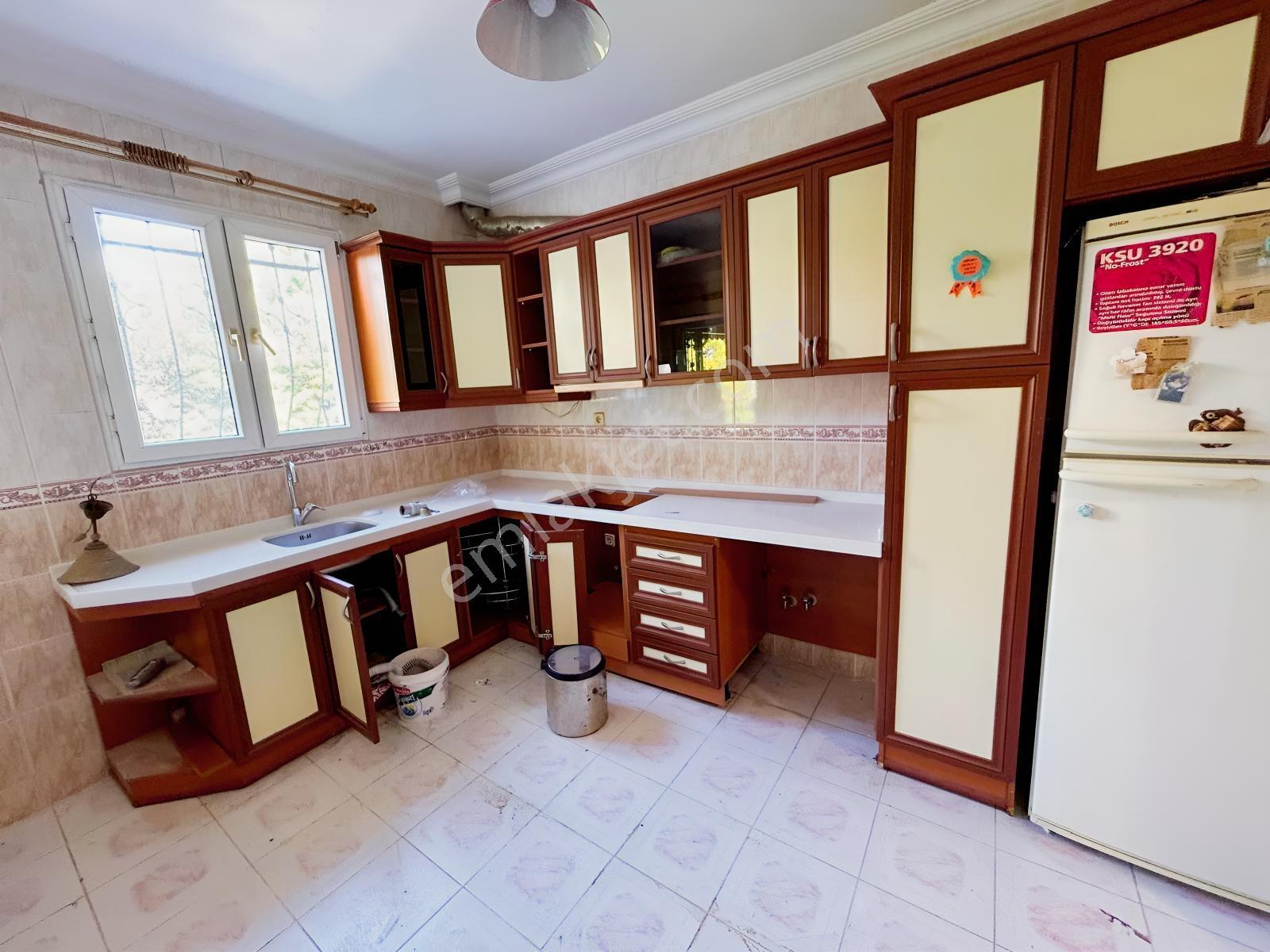 Müstakil Büyük Bahceli Villa - Görsel 4