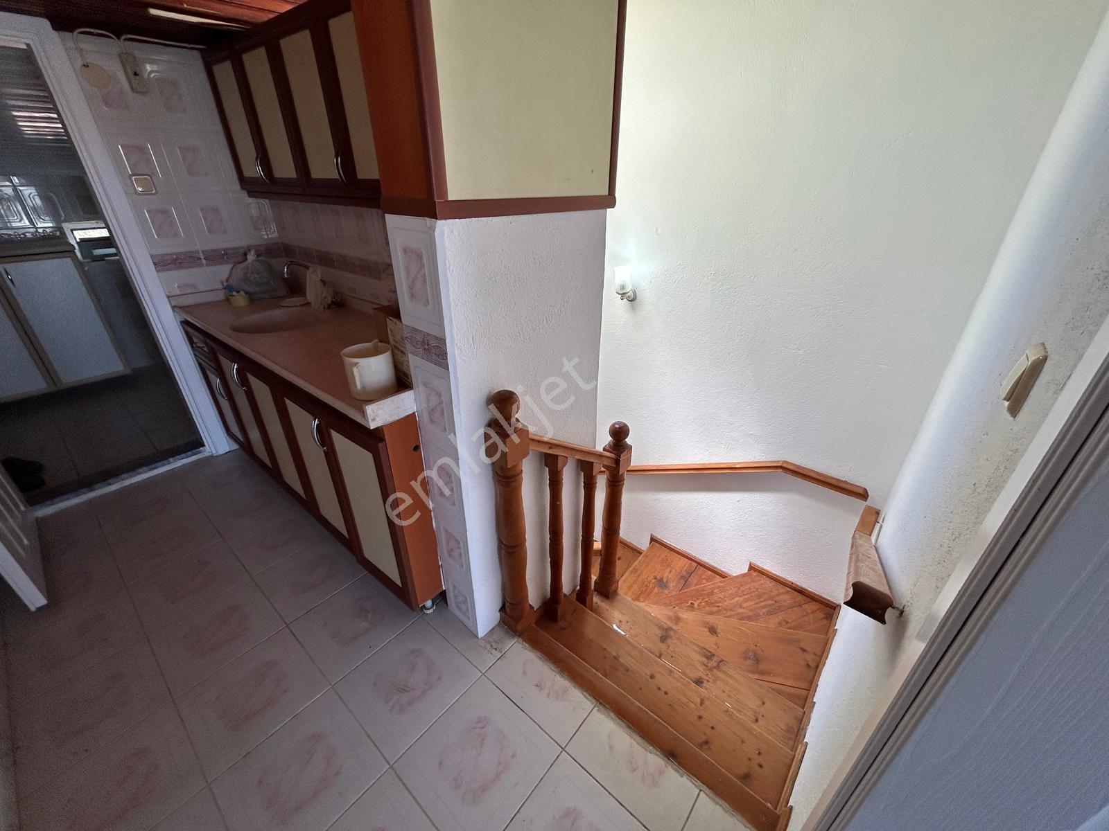 Müstakil Büyük Bahceli Villa - Görsel 13