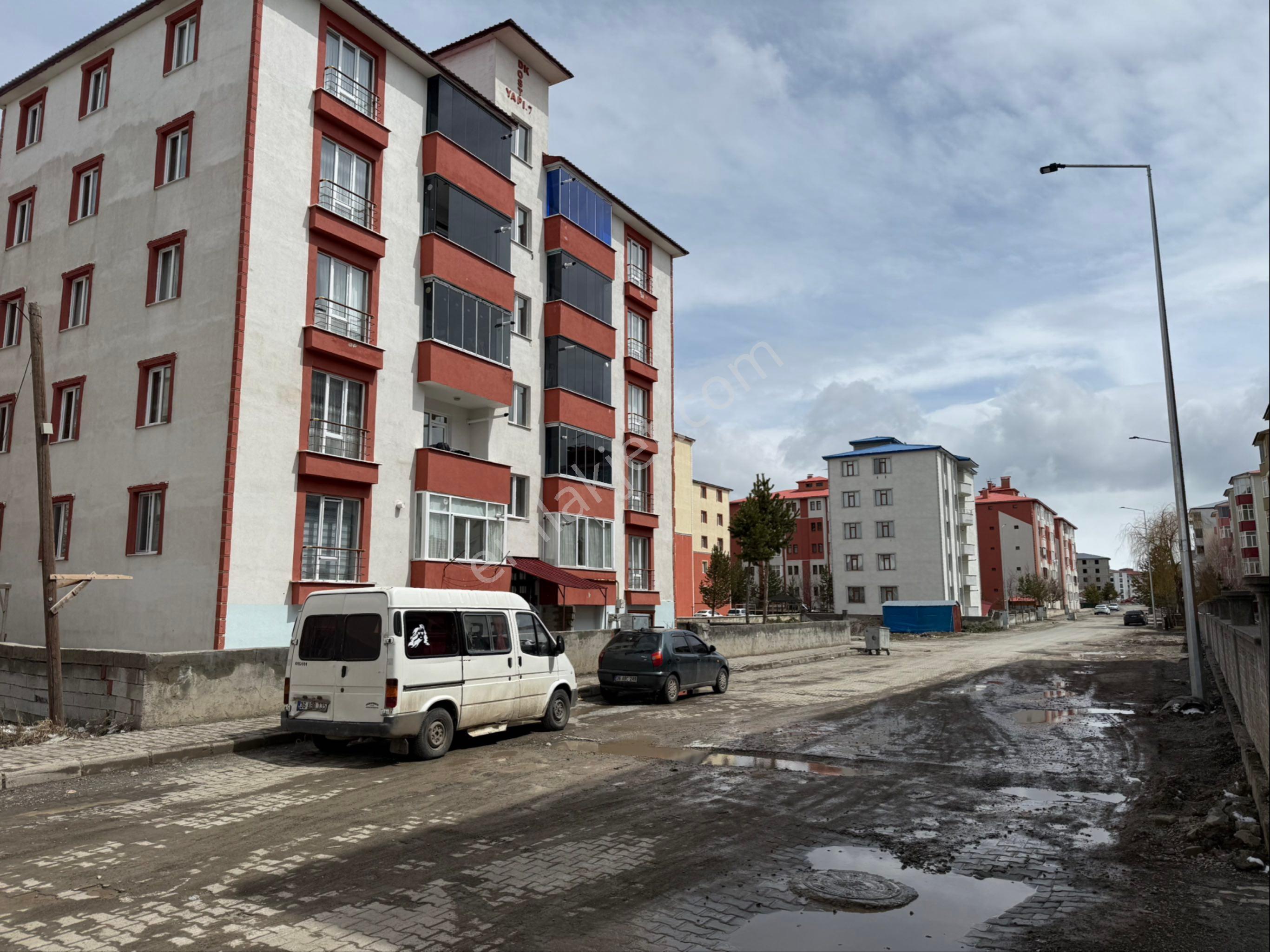 Şeyma Emlaktan Yenişehirde Satılık Arakatta Full Taşınmaya Hazır Asansörlü 3+1 Daire - Görsel 4