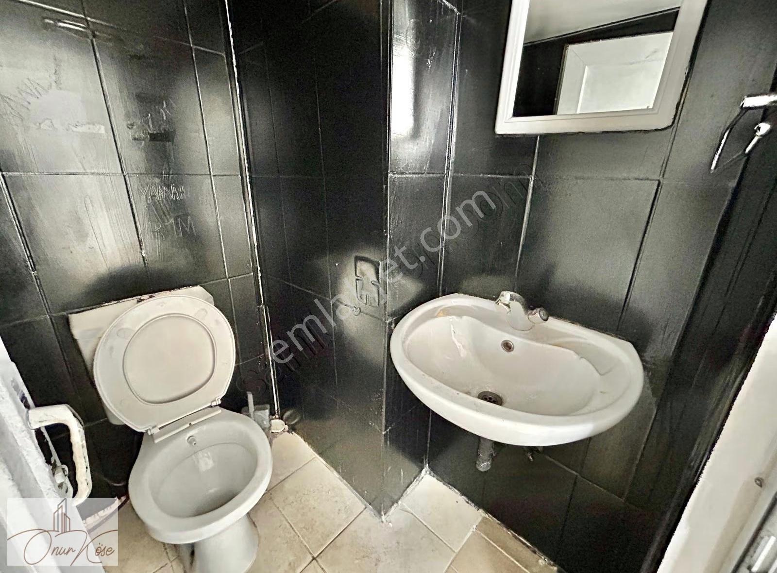 Alanya Eski Hastane Karşısı Anayolda Kiralık Köşe Dükkan - Görsel 13