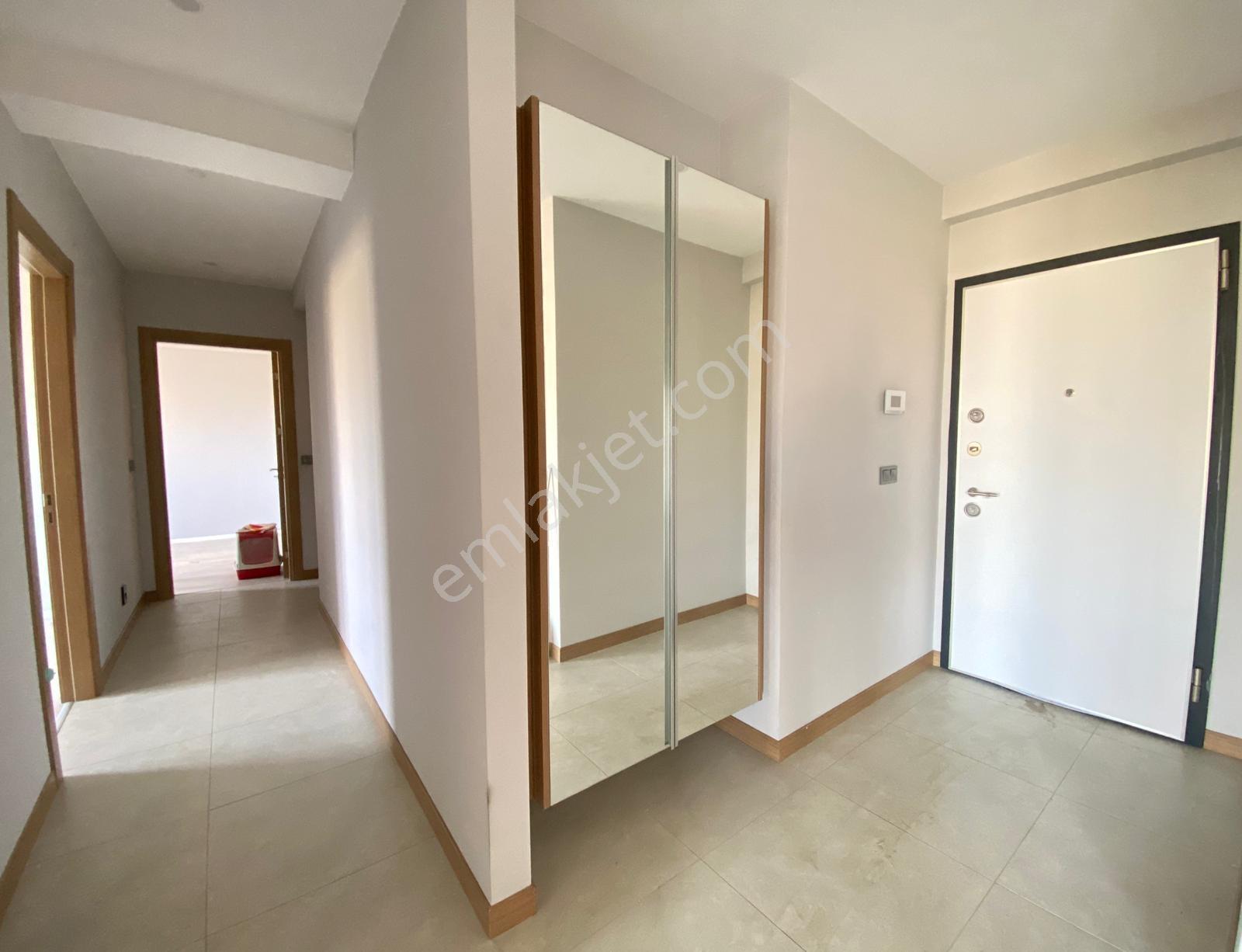Uygan'dan Cumhuriyet Mah. 130m² 2+1 Havuzlu Site Mia Koru 2 - Görsel 6