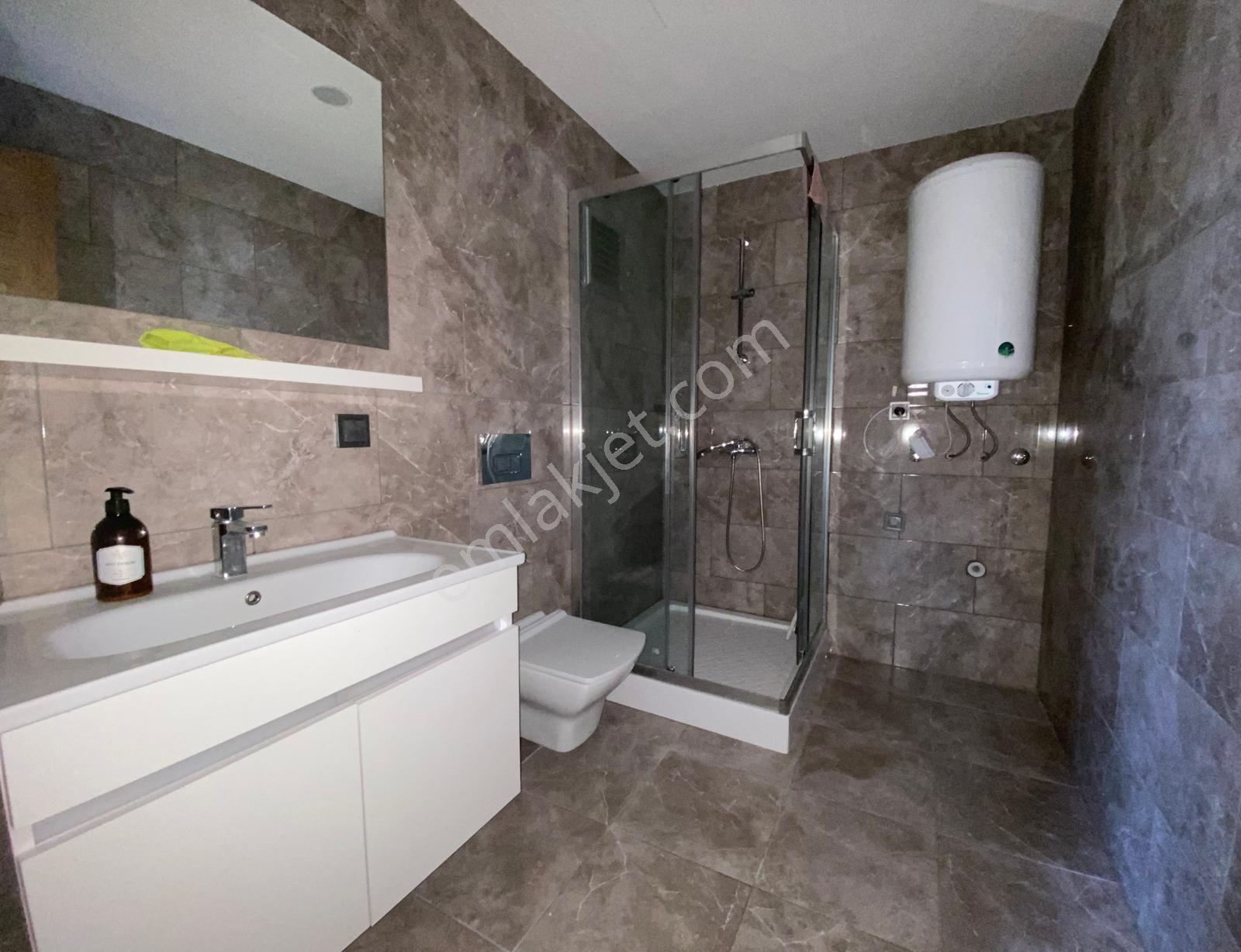 Uygan'dan Cumhuriyet Mah. 130m² 2+1 Havuzlu Site Mia Koru 2 - Görsel 18