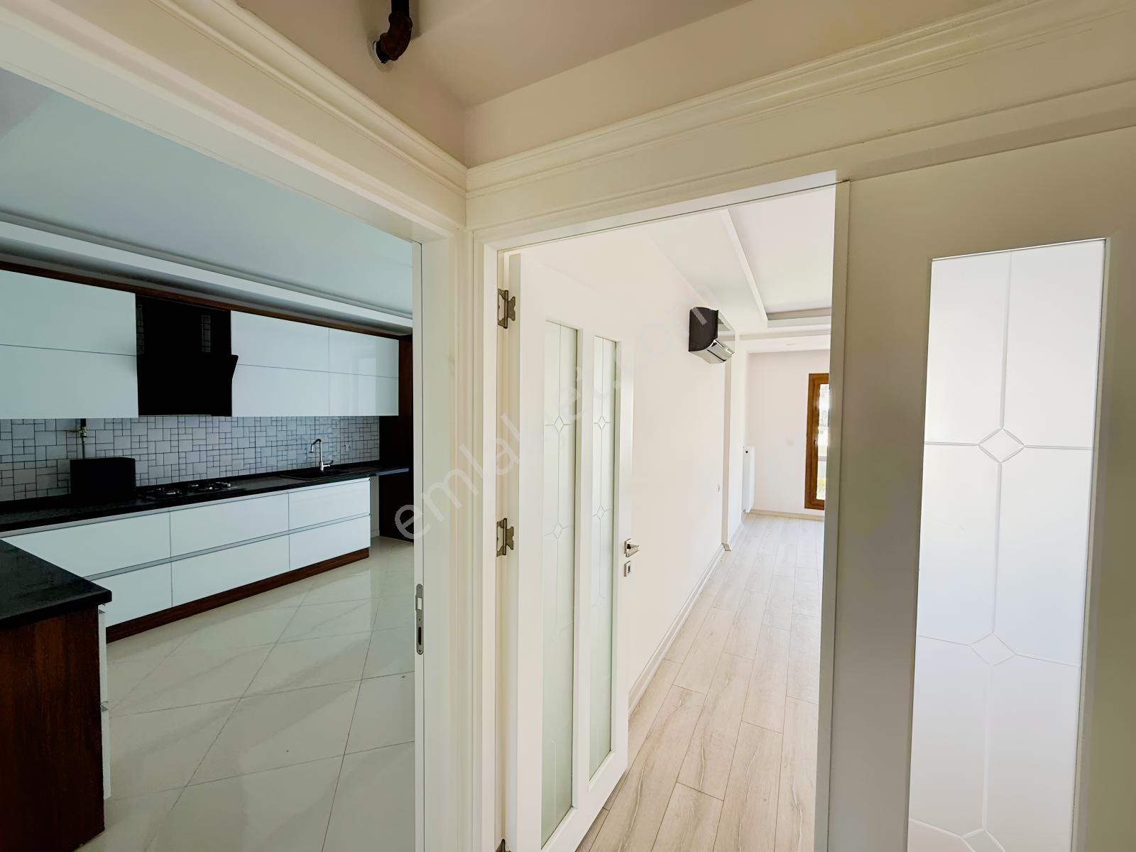 Uygandan Cumhuriyet Mah. 175m² 3+1 Havuzlu Site Ultra Lüx Arakat - Görsel 24