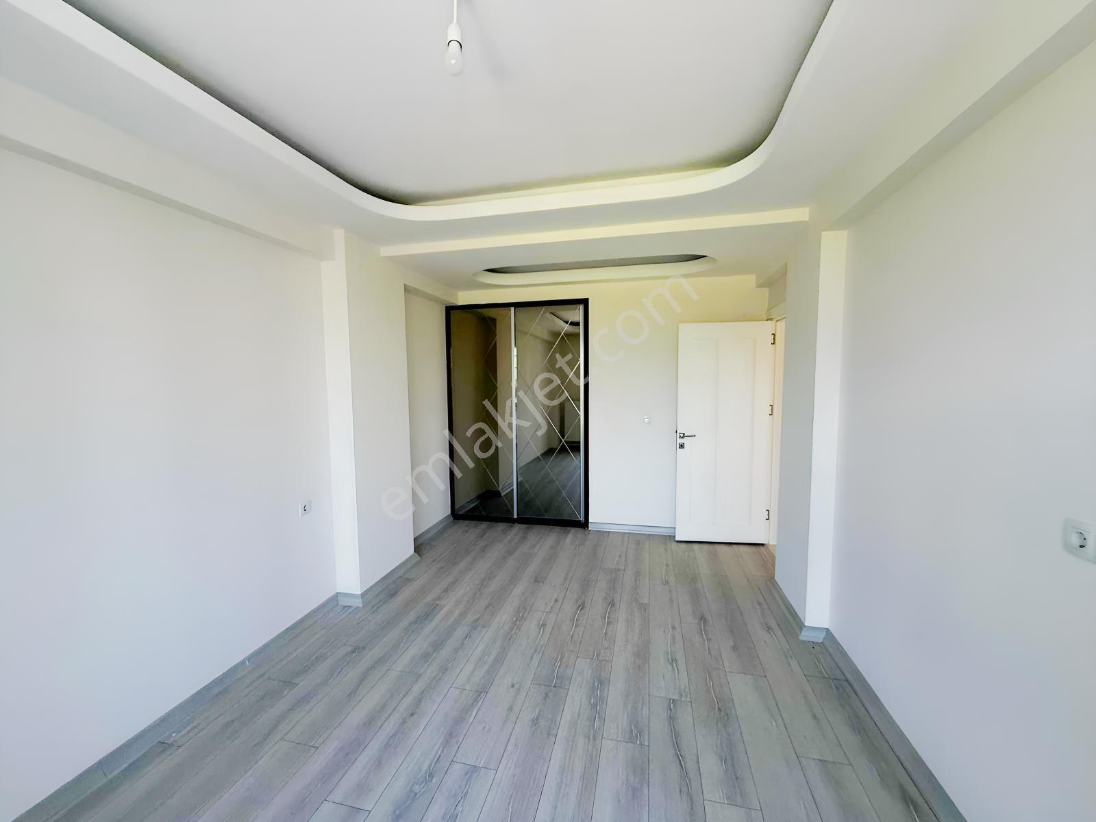 Uygandan Cumhuriyet Mah. 175m² 3+1 Havuzlu Site Ultra Lüx Arakat - Görsel 10