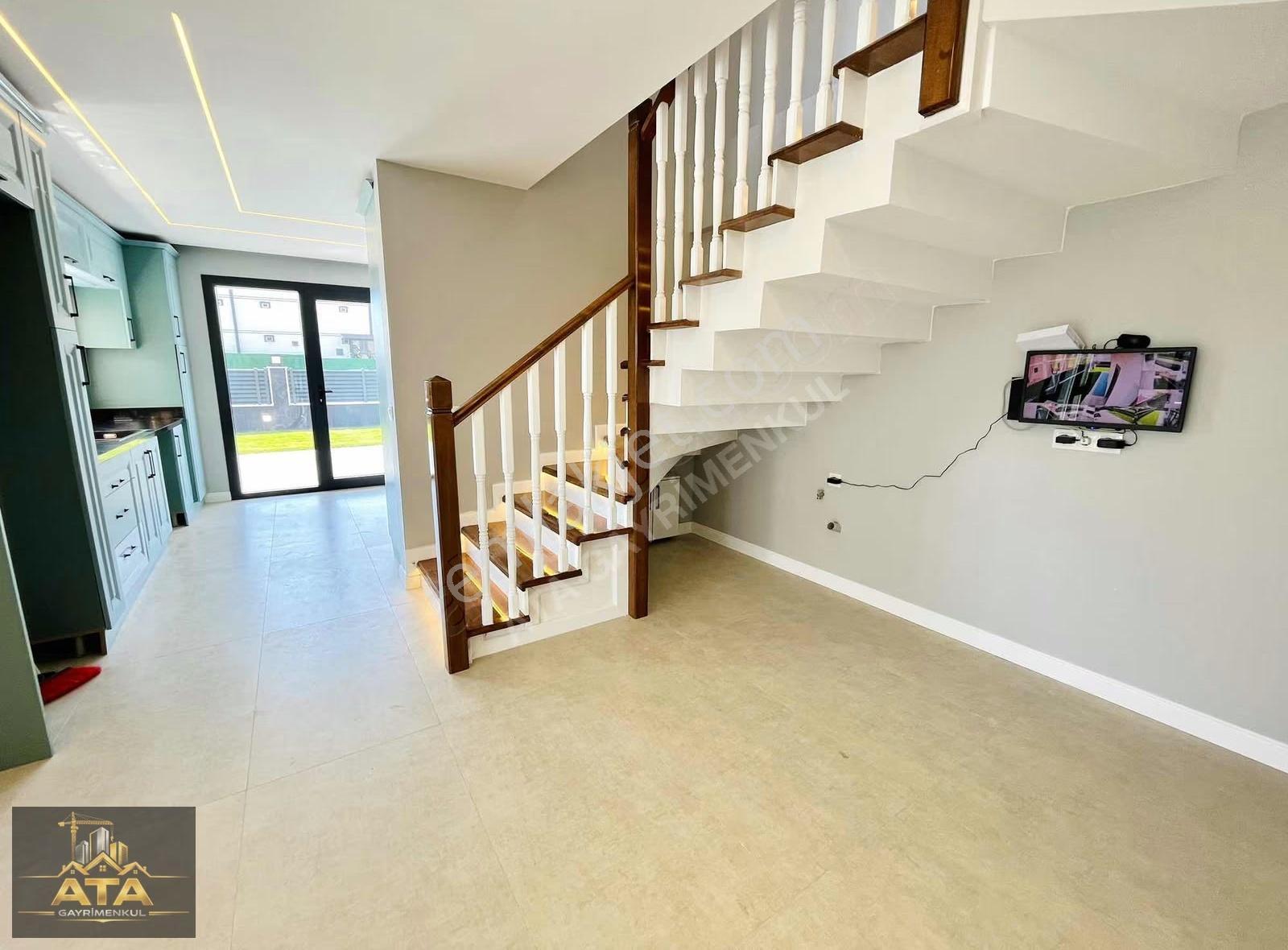 ┏ ┛aşık Eden Cinsten┏ ┛havuzlu Köşebaşı Denize 300m Lüx Villa..! - Görsel 7