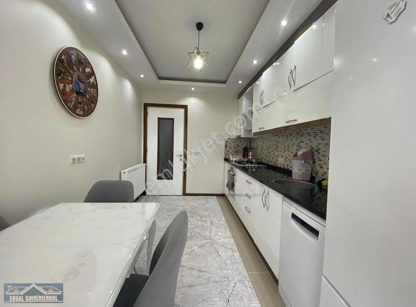 Site İçerisinde Satılık Fırsat 3+1 Daire - Görsel 23