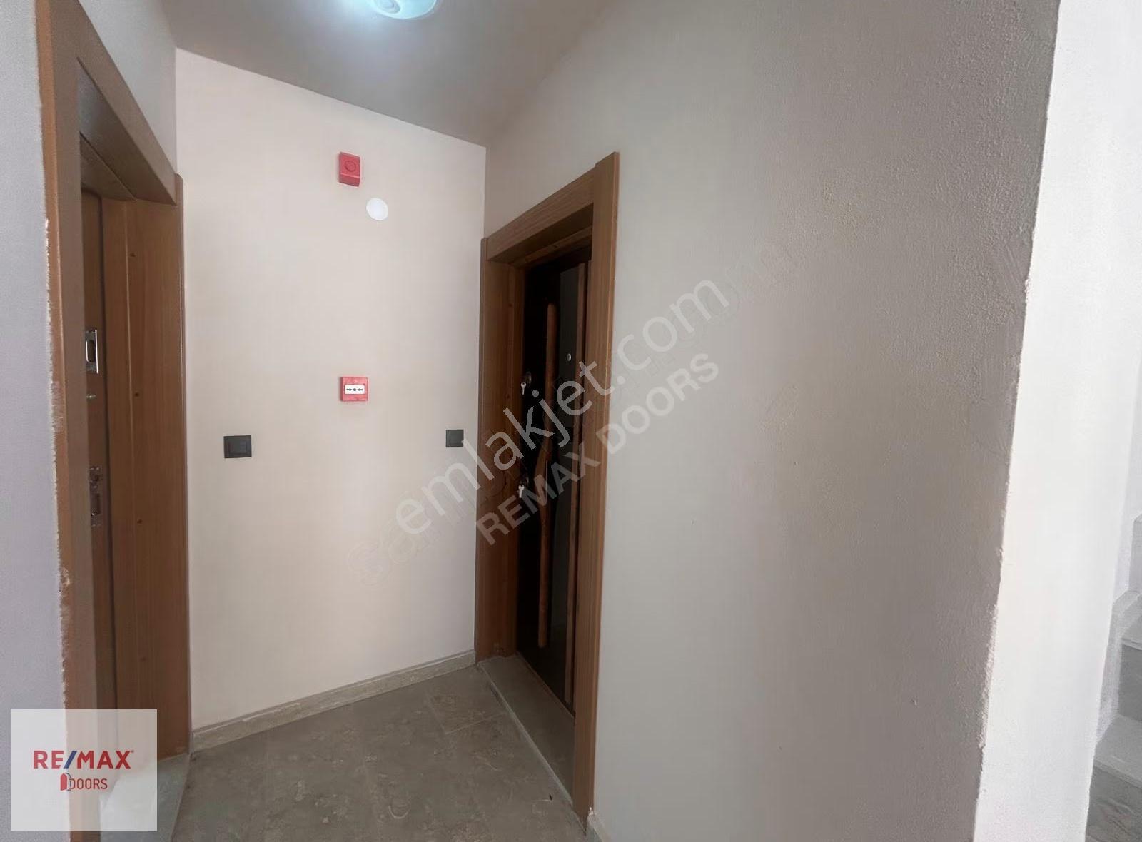 Etiler Mahallesi Sıfır Lüks Ve Modern 1+1 Satılık Daıre - Görsel 2