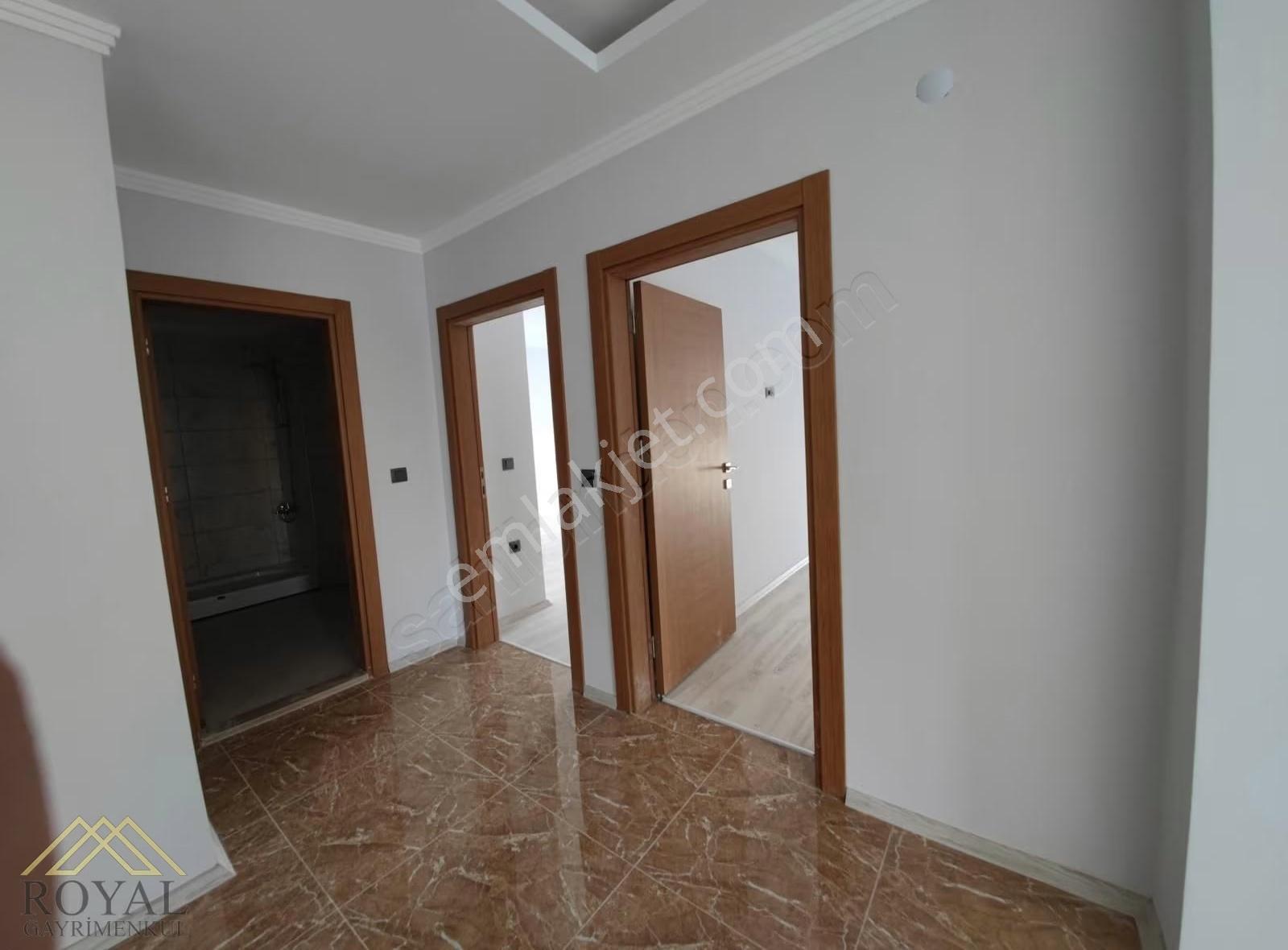 Kaşüstü Merkez'de 2+1 Ön Cephe Kiralık Ofis - Görsel 4