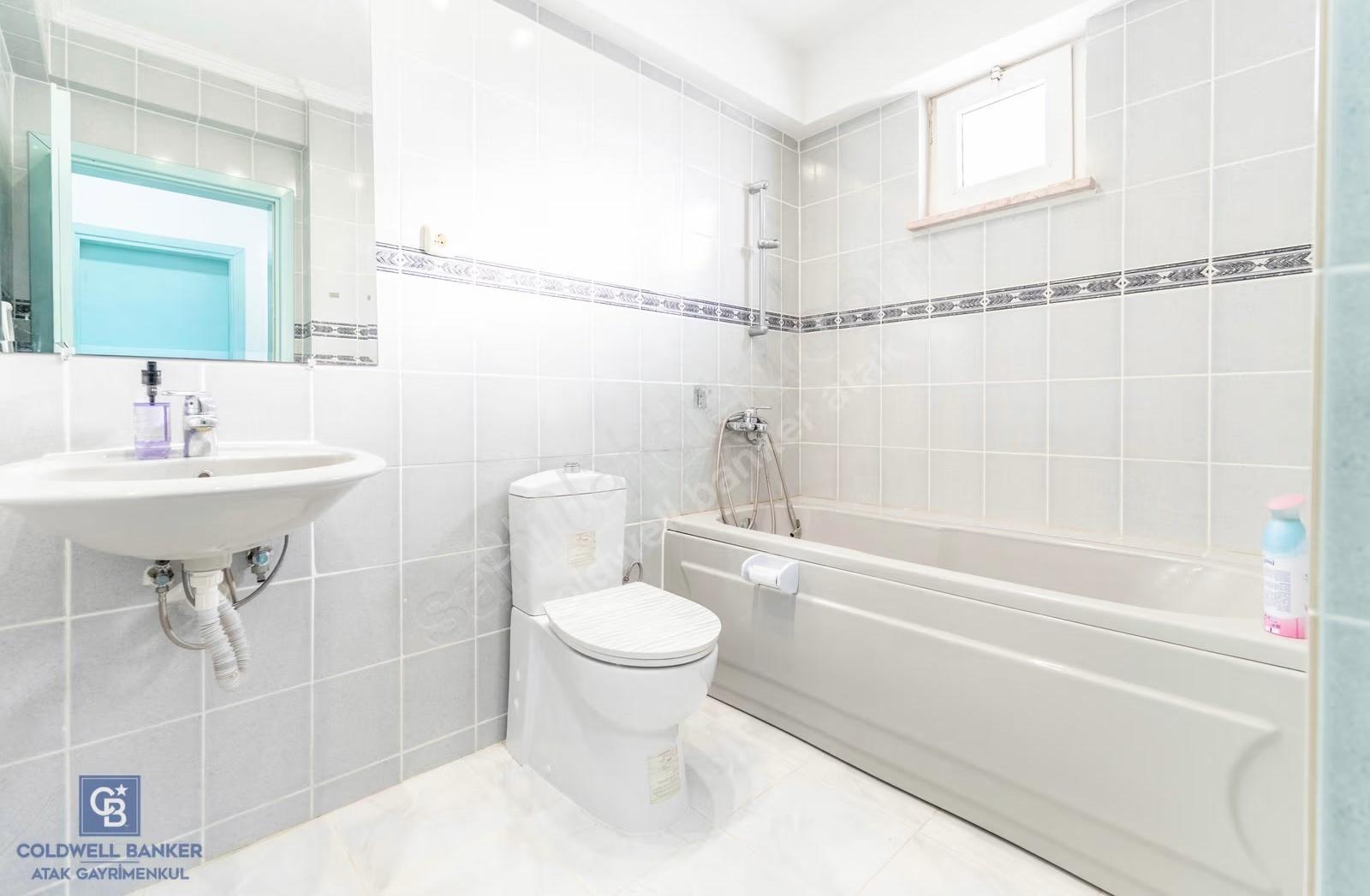 Çeşme Alaçatı'da Yenilenmiş, Masrafsız, 3+1 Villa - Görsel 14