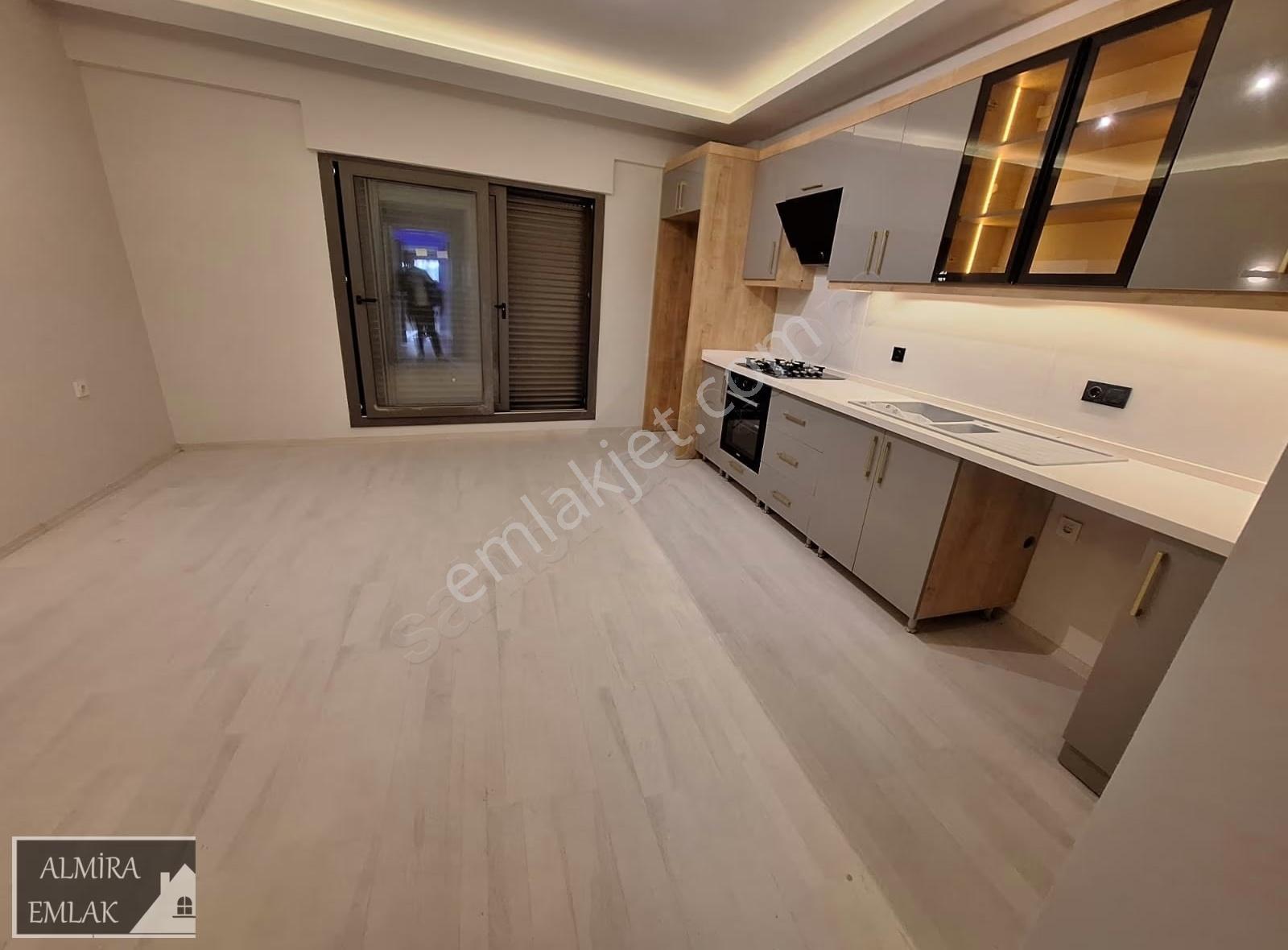 İzmir Konak Hatay Üçyolda Lüks 3+1 Dubleks Asansörlü Otoparklı - Görsel 8