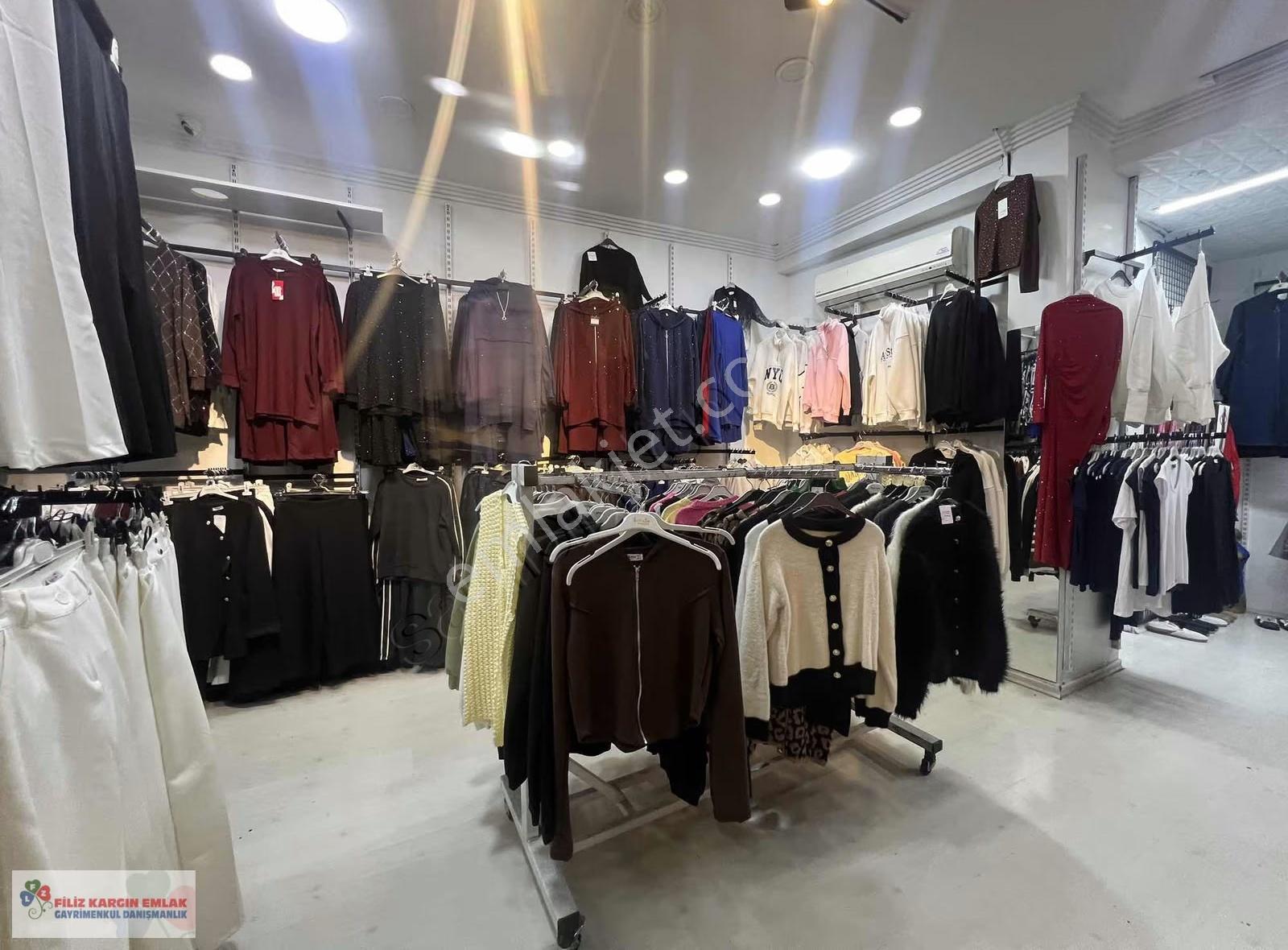 Bağcılar Yürüyüş Yolu Sonu Devren Kiralık Bayan Gym Mağazası - Görsel 6