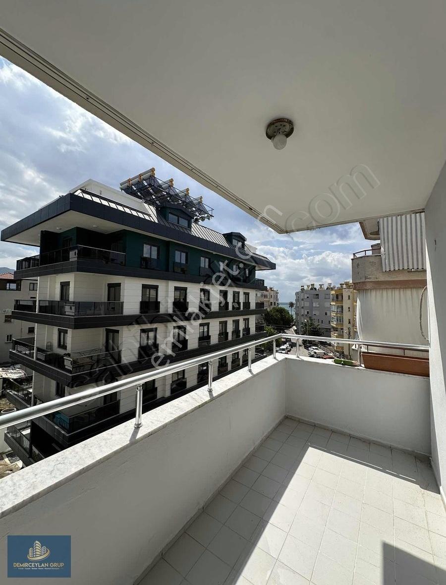 Denize 50 Metre Merkezde 2+1 Boş Daire - Görsel 15