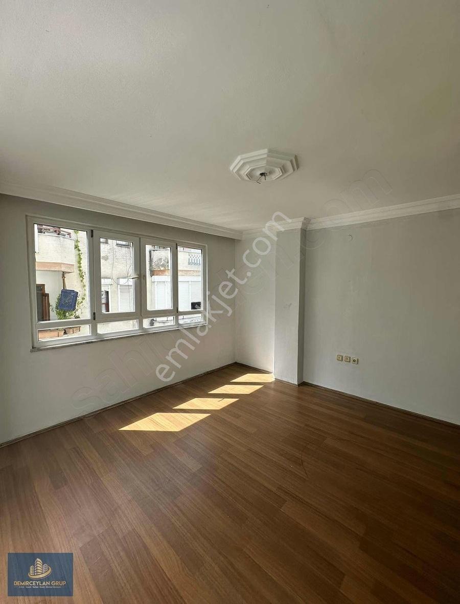 Denize 50 Metre Merkezde 2+1 Boş Daire - Görsel 8