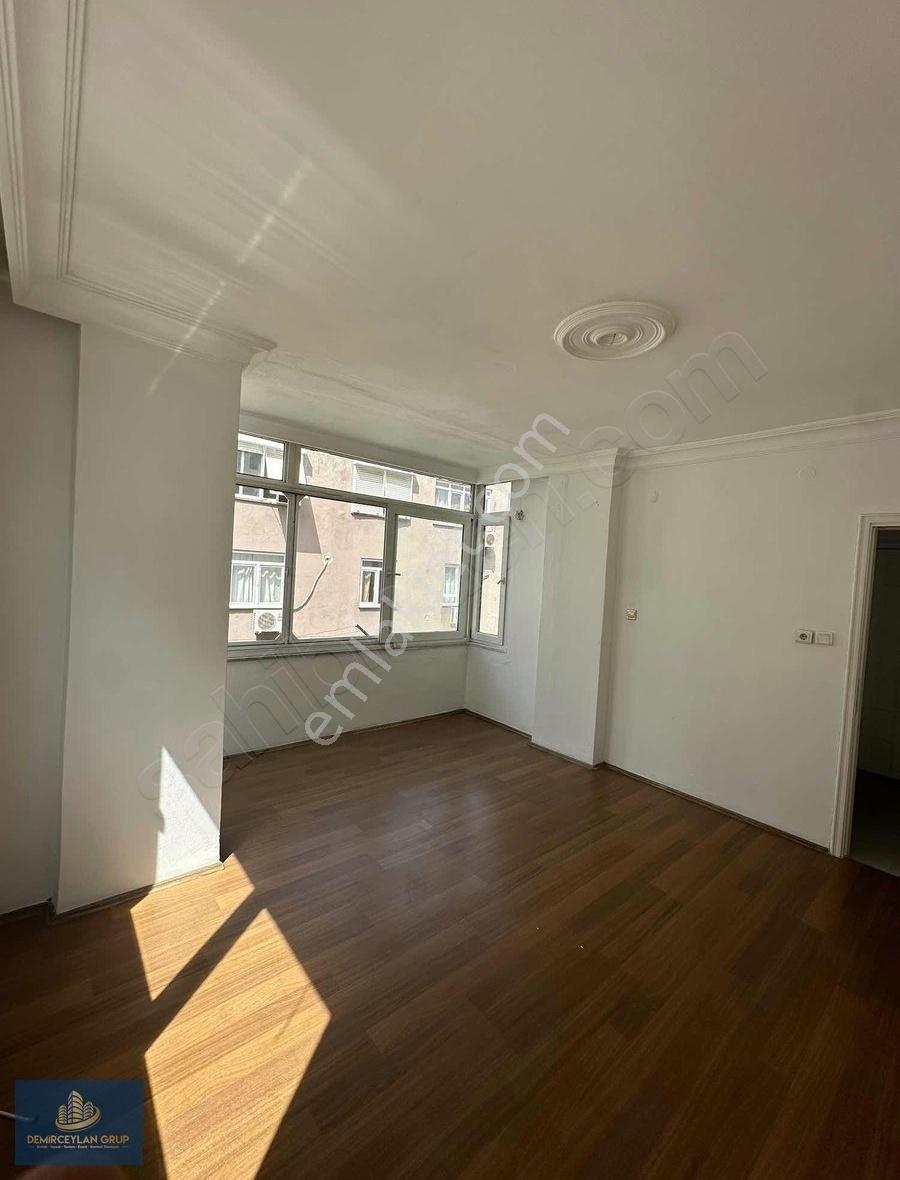 Denize 50 Metre Merkezde 2+1 Boş Daire - Görsel 19