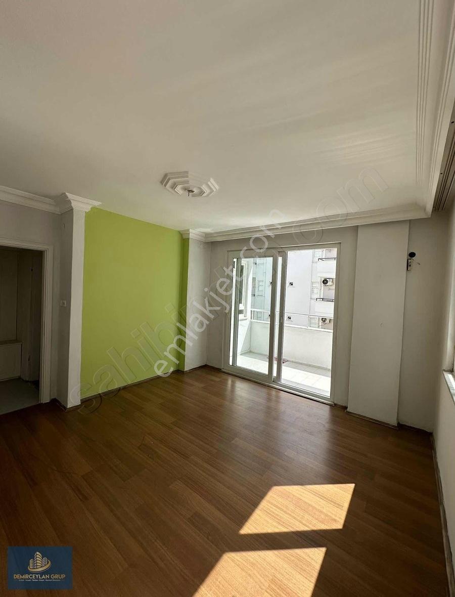Denize 50 Metre Merkezde 2+1 Boş Daire - Görsel 16