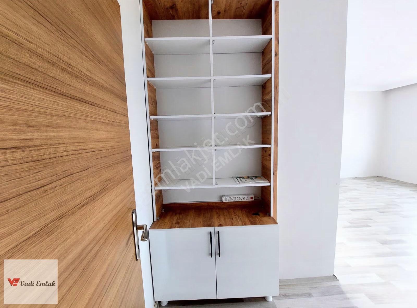 Merkezi Konumda Bakımlı Ve Kullanışlı Kiralık Daire | Vadi Emlak - Görsel 26