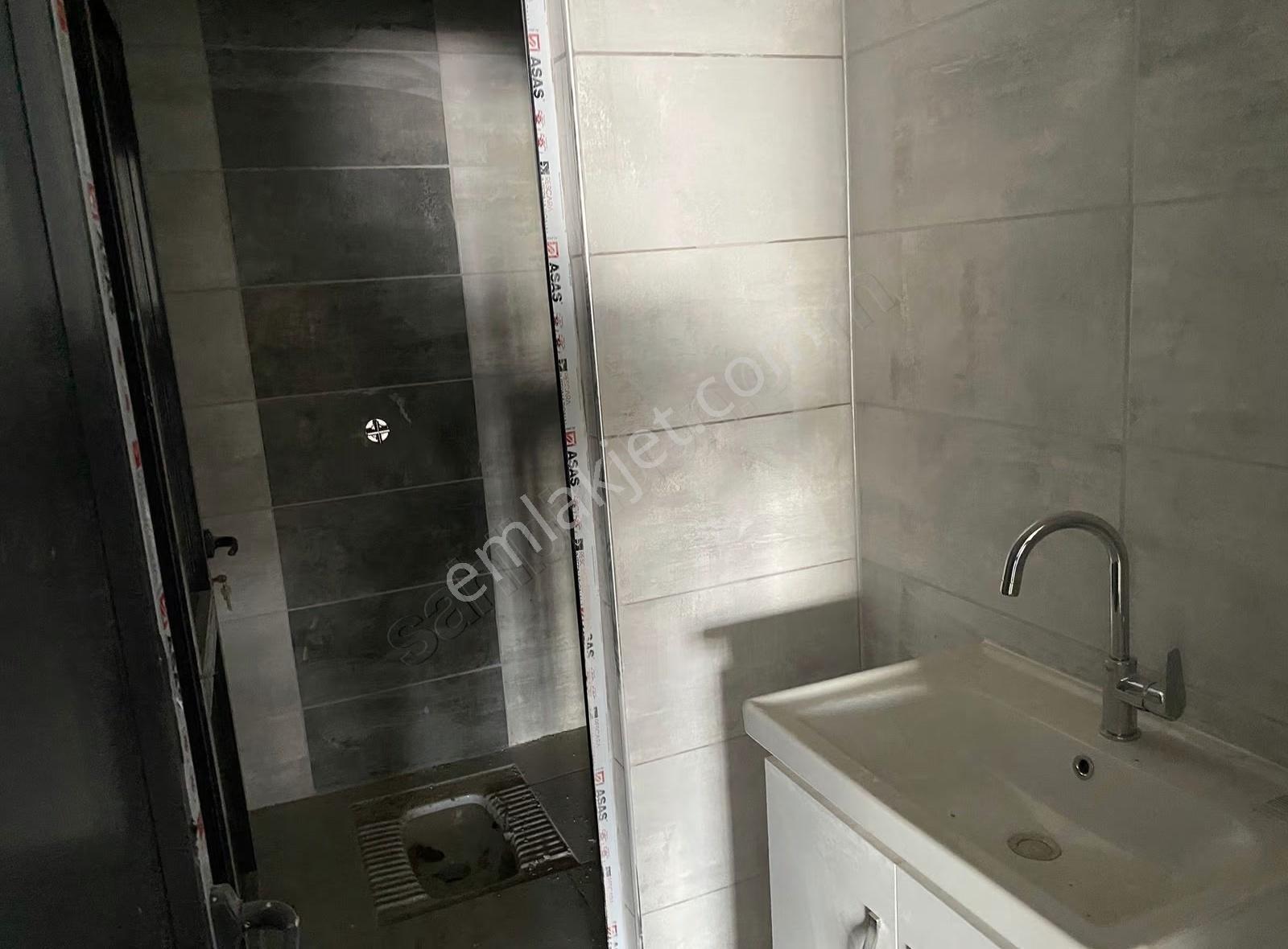 Horozluhan Mah. Köprülü Sanayi Sitesinde Kiralık Dükkanlar. - Görsel 21