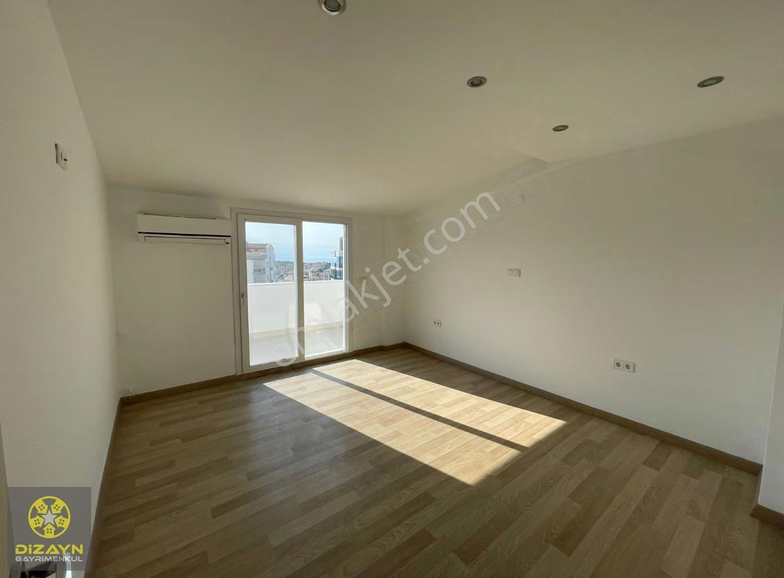 Kuşadası Merkezde Satılık 4+1 Deniz Manzaralı Dubleks Daire - Görsel 3