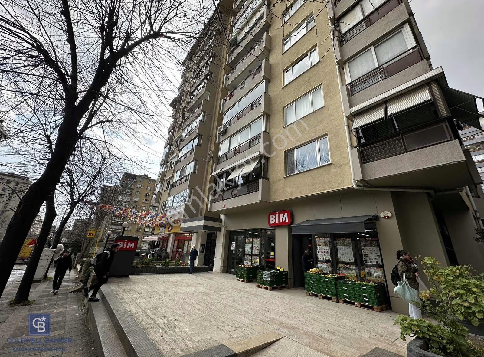 Metroya Yakın Kozyatağı Kocayolda 3+1 | 3 Balkon | Otoparklı - Görsel 24