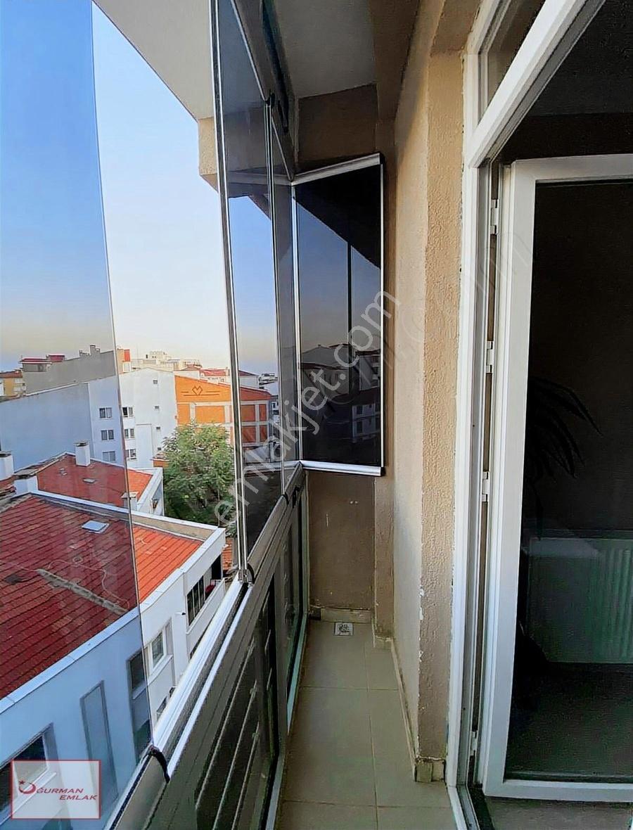Uğurman Emlak'tan Merkezde Kiralık Full Eşyalı 1+1 Daire - Görsel 7