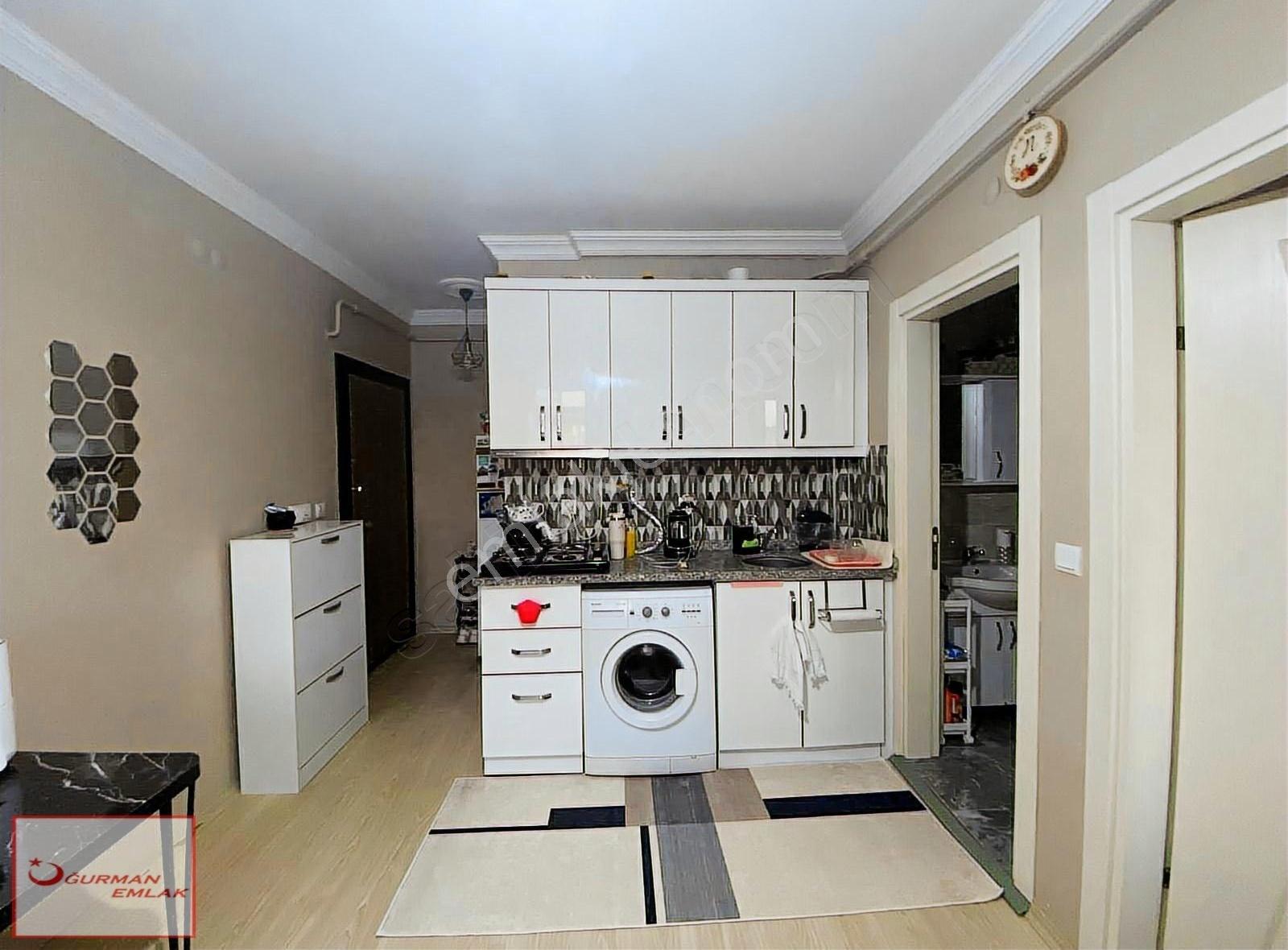 Uğurman Emlak'tan Merkezde Kiralık Full Eşyalı 1+1 Daire - Görsel 6