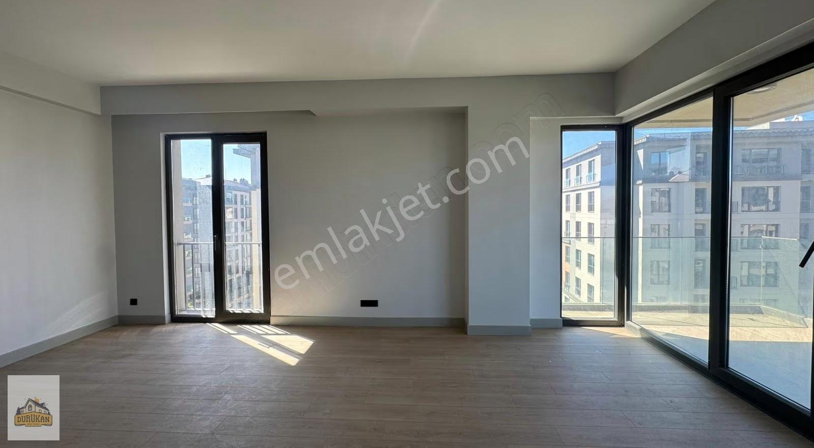 Emlak Konut Çınarköy'de 3+1 Kiralık Büyük Tip Açık Cepheli - Görsel 2