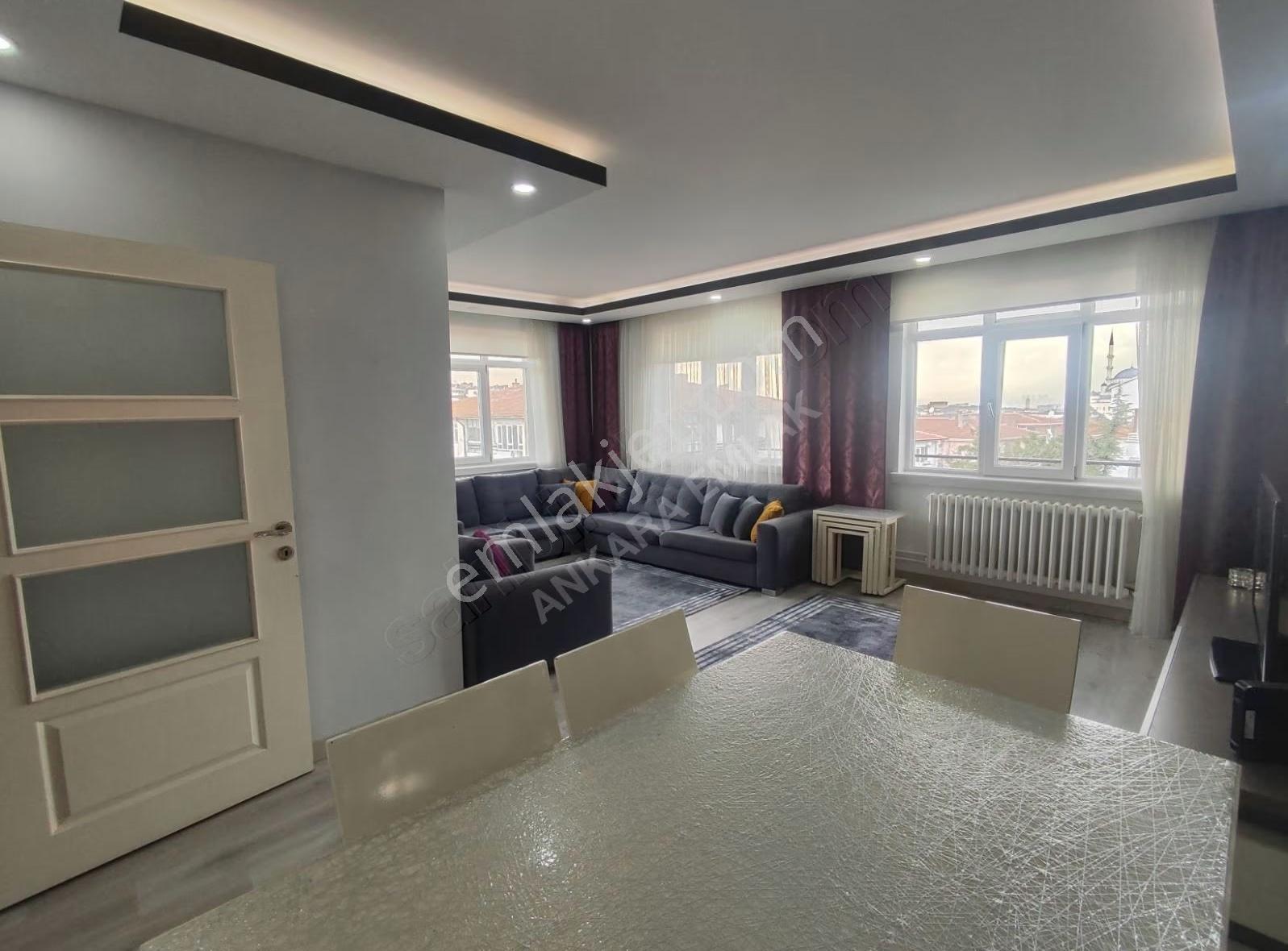 Esat Yaprak Sokakta 3+1 Bağımsız Salon Yapılı Satılık Daire - Görsel 11