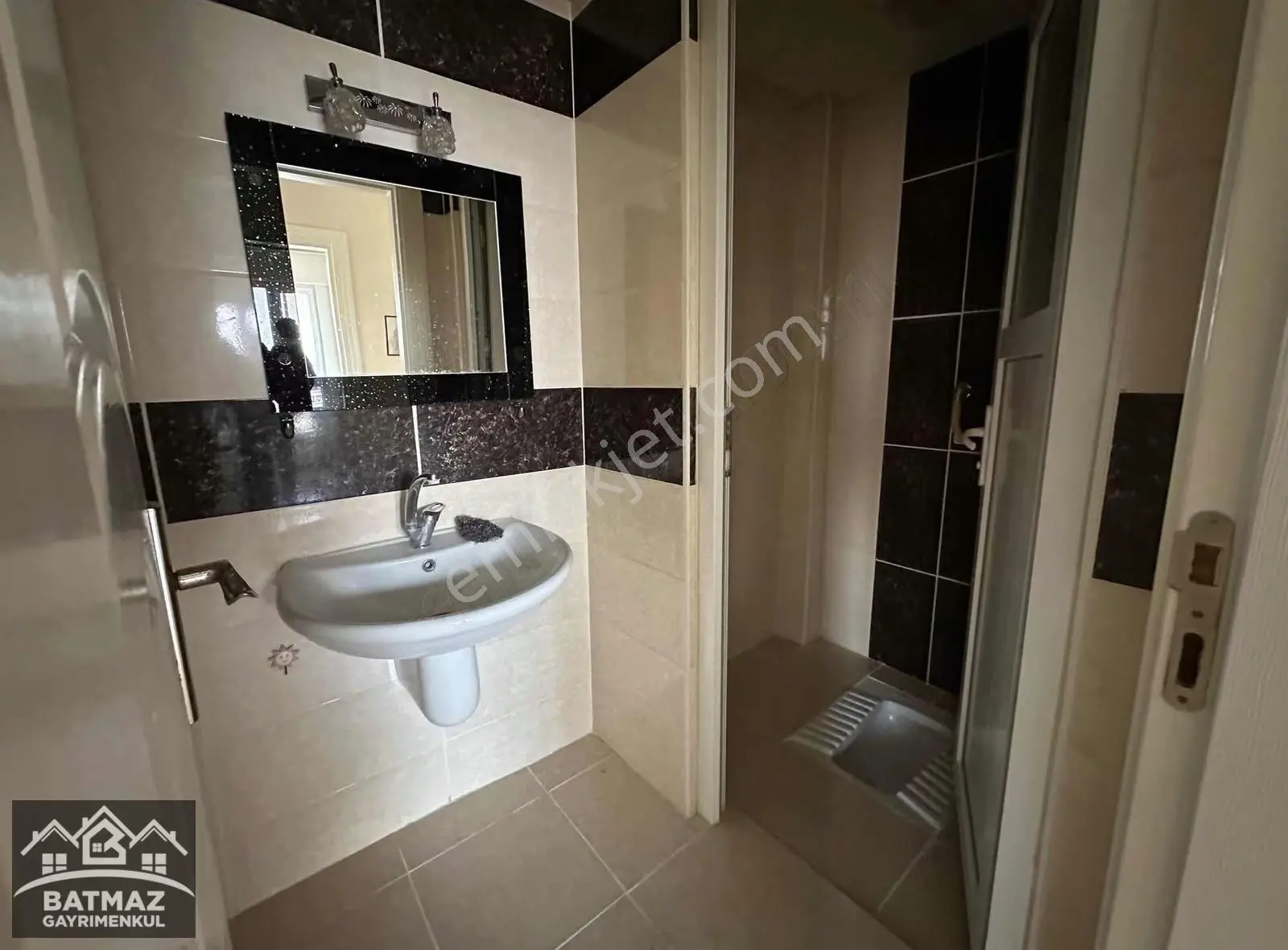 Batmaz'dan Beykent 4.etap'da 2+1 Bakımlı Kiralık Daire - Görsel 2
