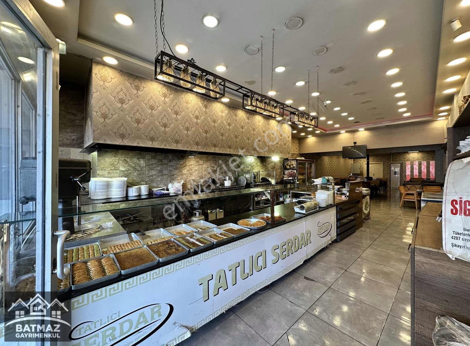 Batmaz'dan Beykent 1.etap'da Devren Satılık Tatlıcı Dükkanı - Görsel 8