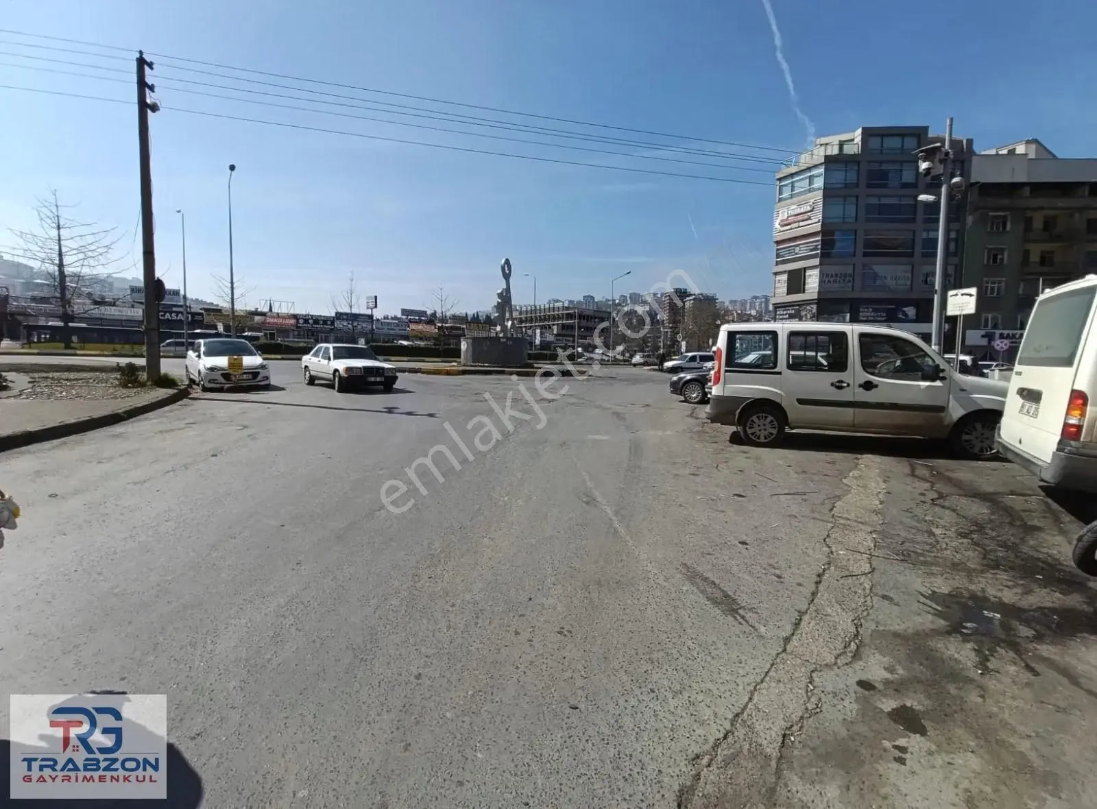 Trabzon Sanayi Mahallesi'nde 1+1 Kiralık Ofis - Görsel 5