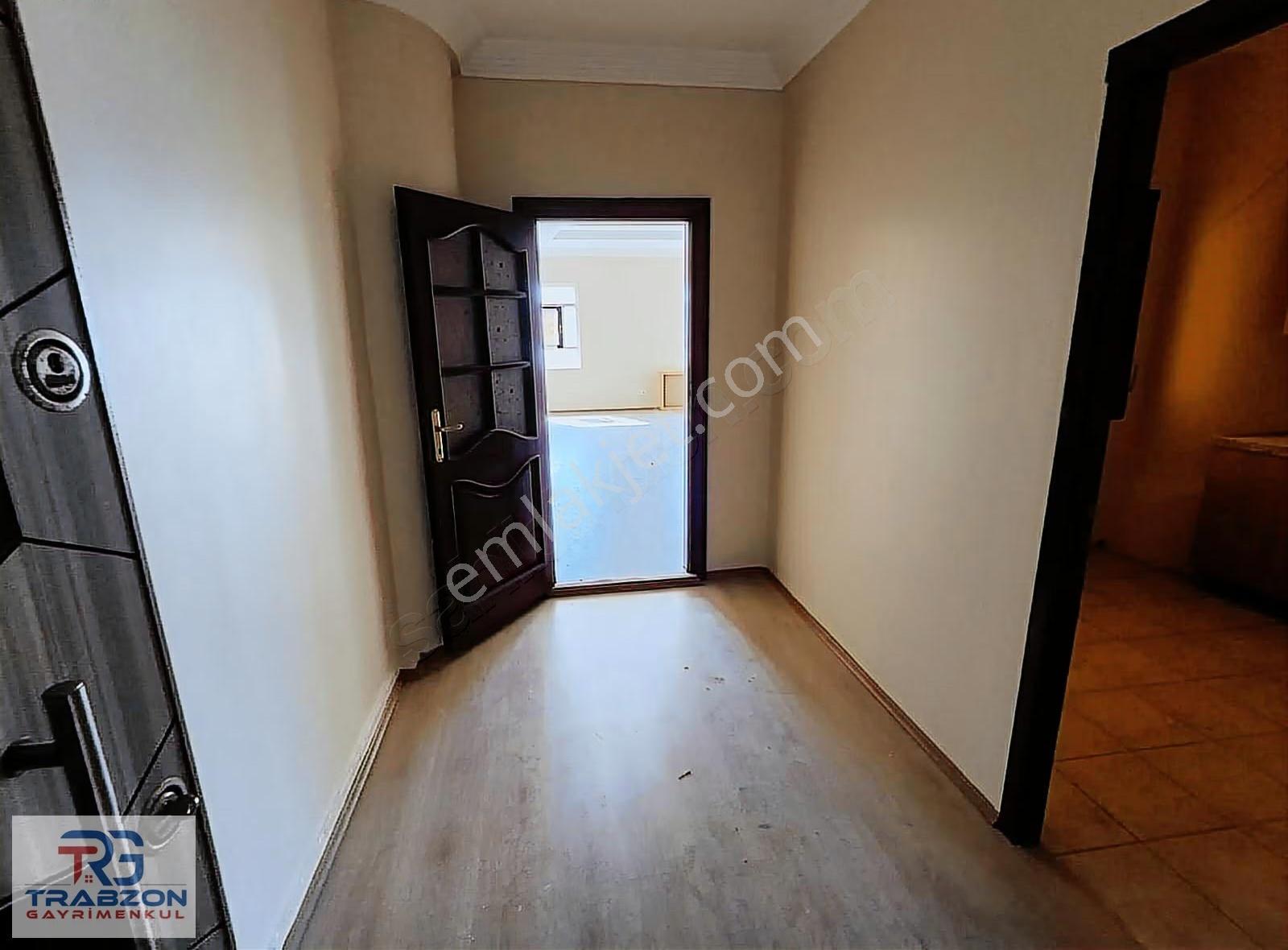 Trabzon Sanayi Mahallesi'nde 1+1 Kiralık Ofis - Görsel 7