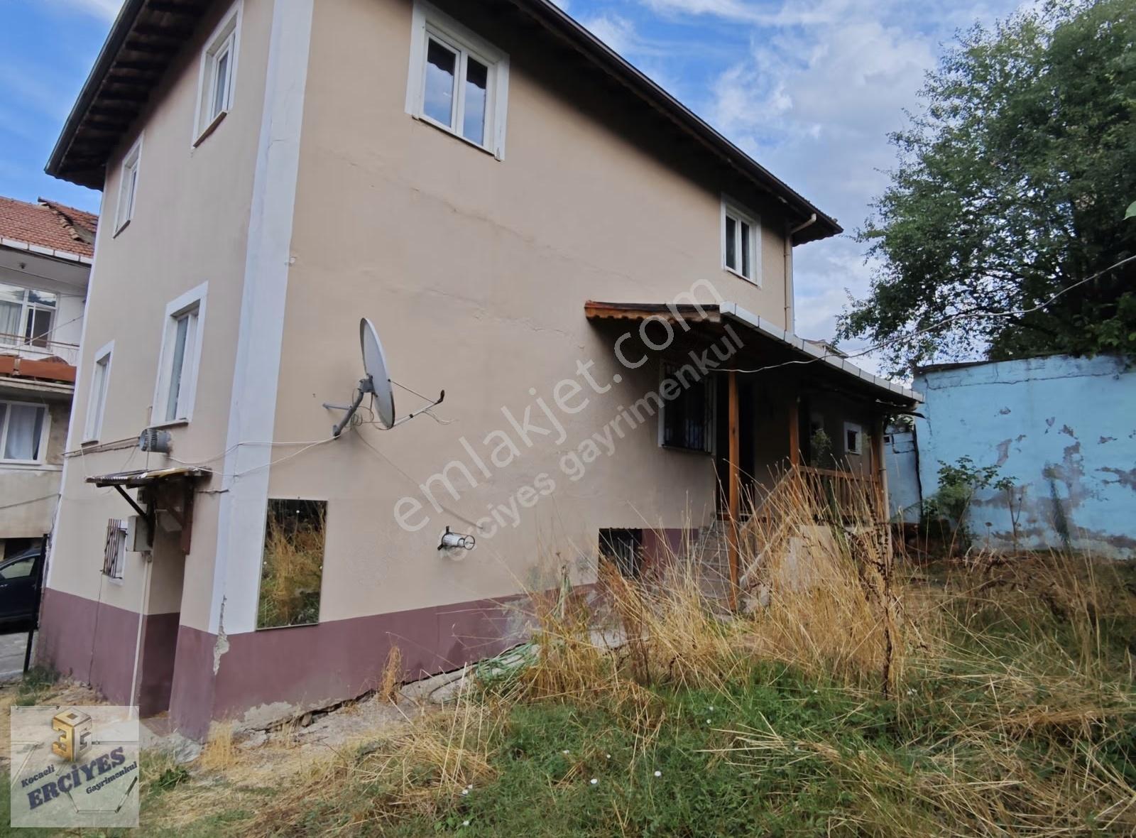 Başiskele Yeniköy'de 413 M2 Satılık Arsa %30 3 Kat İmarlı - Görsel 2