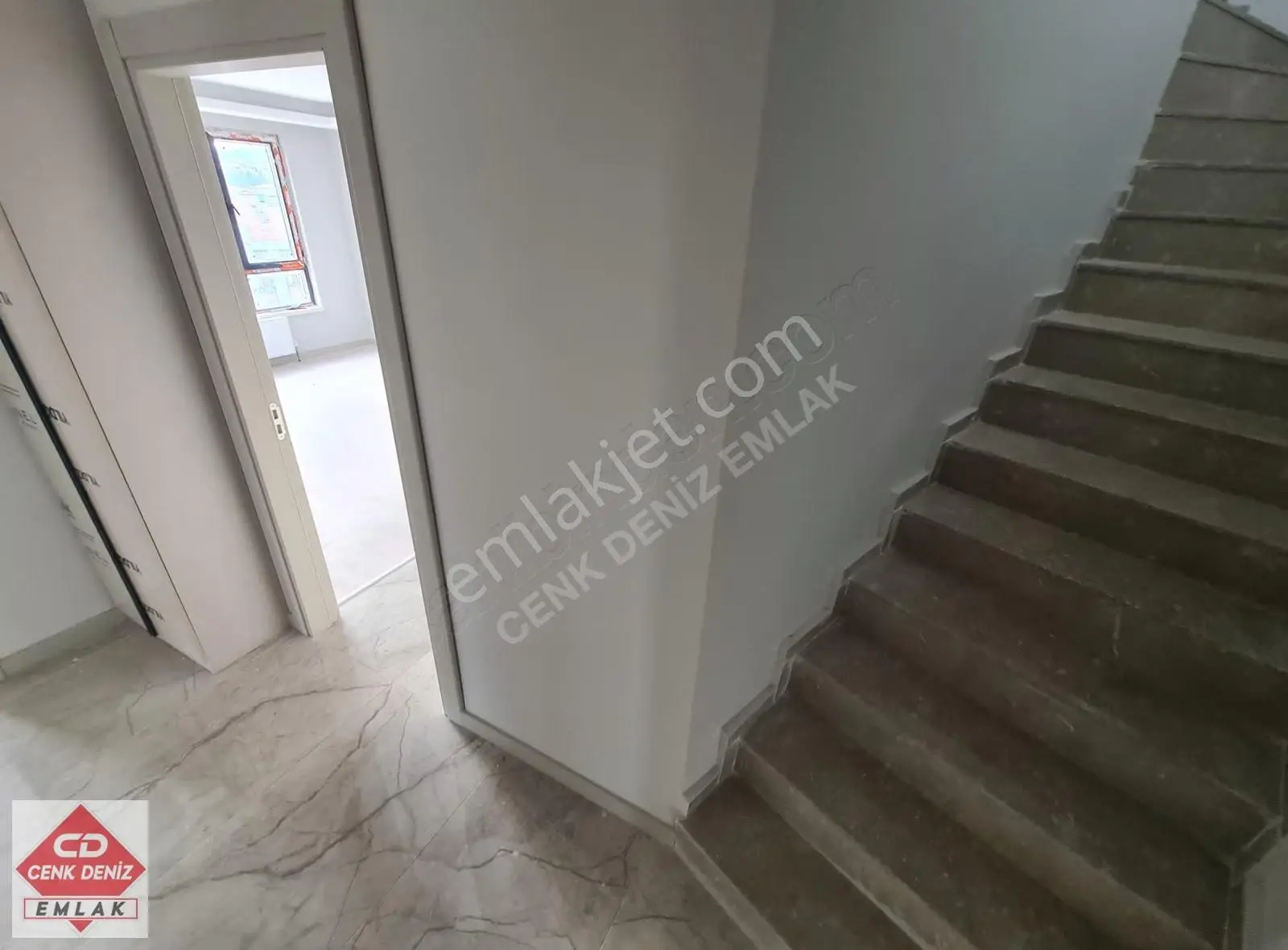 Aşağı Eğlence'nin Kalbinde Site Konseptli Sıfır 3+1 Dubleks - Görsel 29