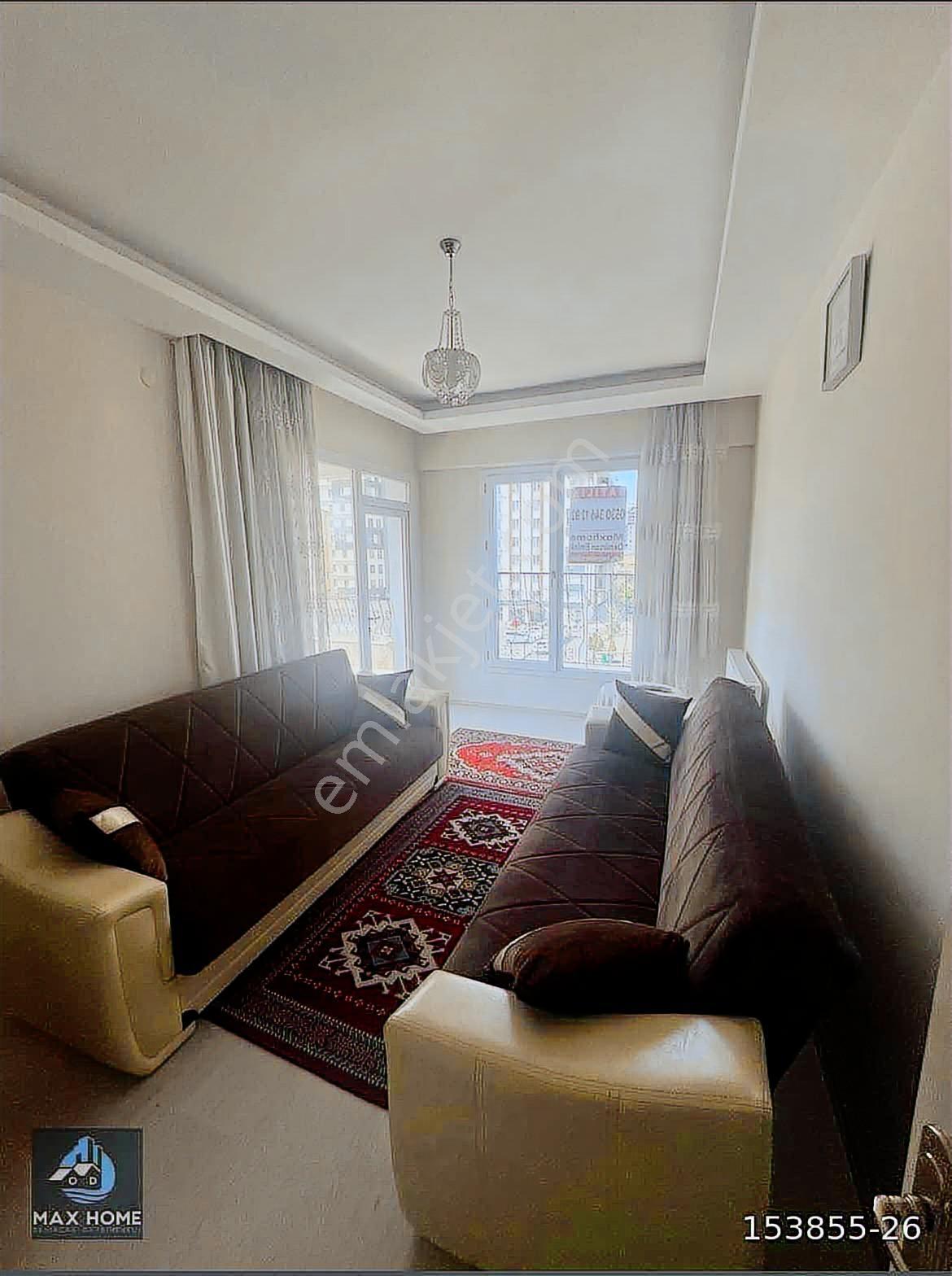 Şirintepe Merkez'de Satılık 3+1 175 M2 Manzaralı Çift Balkonlu - Görsel 4