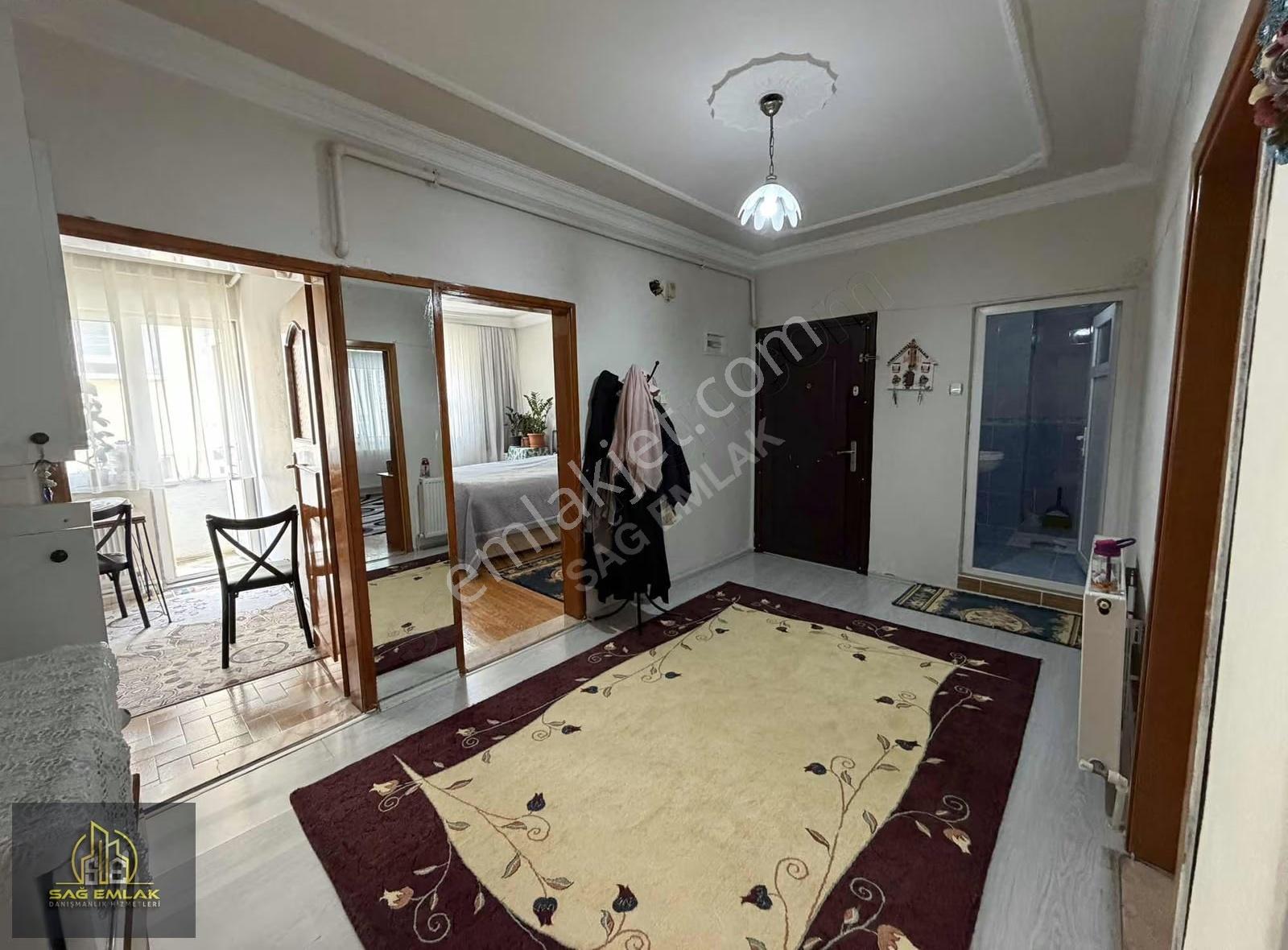 Bağlarbaşı'nda Satılık 2+1 Daire, Krediye Uygun, Merkezi Konum - Görsel 4
