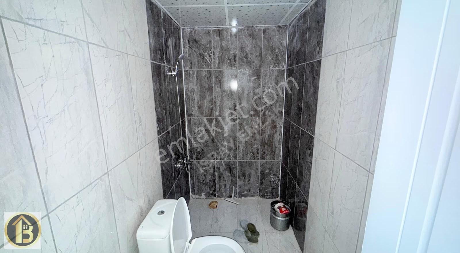 D.bakır Yolu Üzeri Kiralık 1+1 Geniş Daire İsbay Emlak - Görsel 9
