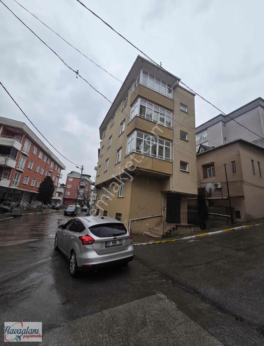 Gözdağında Satılık Geniş Balkonlu 3+1 Daire