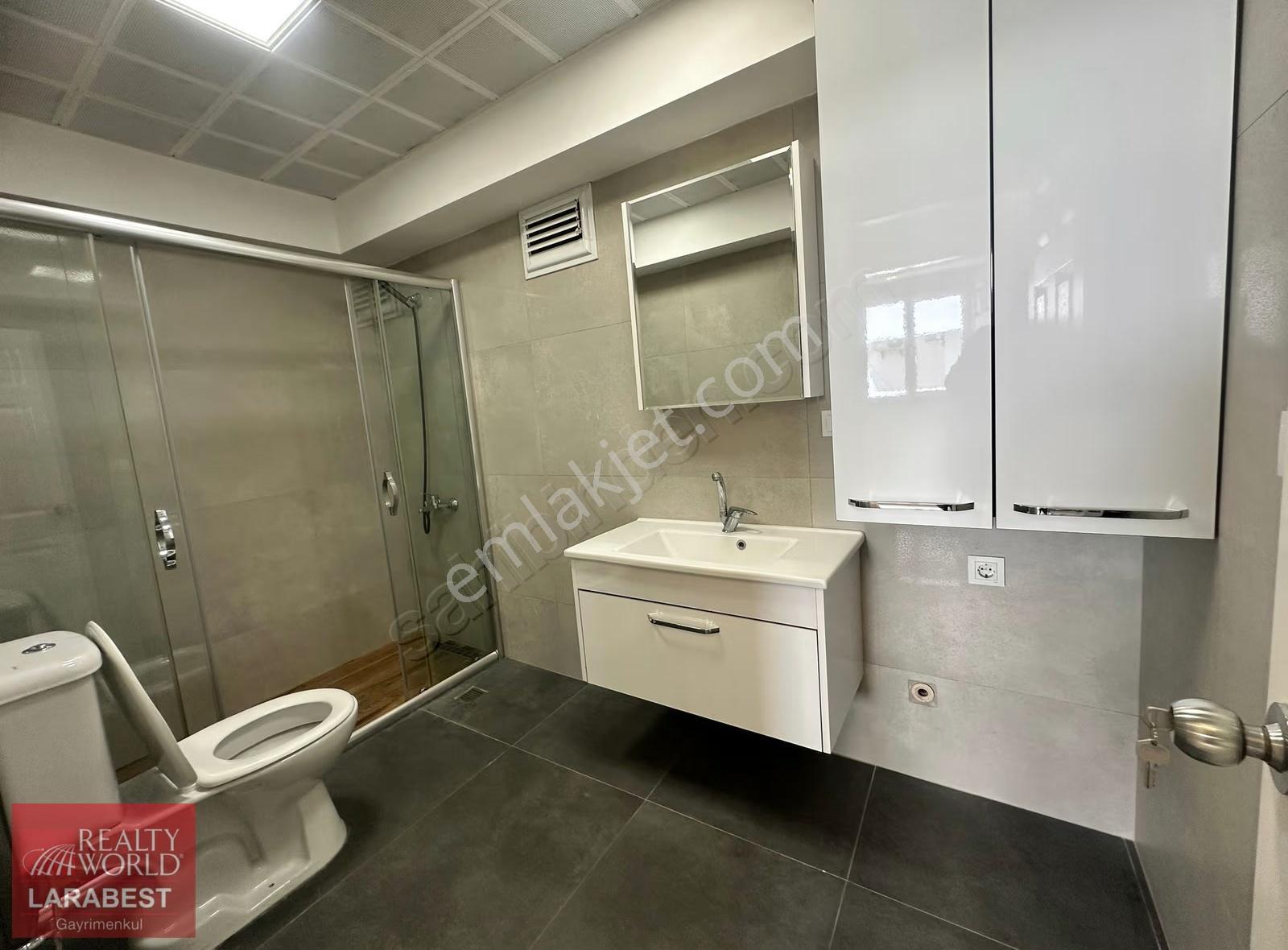 Şirinyalı Eski Lara Cd Çelikoğlu Sitesinde Kiralık 3+1 Boş - Görsel 2