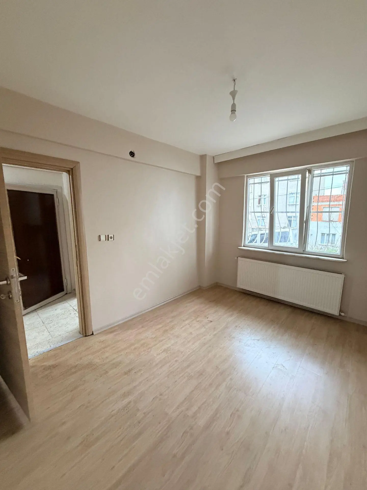 Kiralık Yüksek Giriş Daire Arnovutköy Boğazköy Mahallesi Kartal Emlaktan 2+1