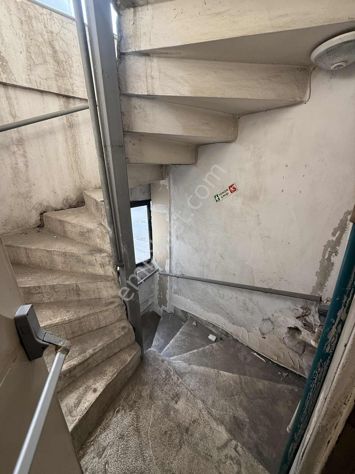 Kaçmaz Emlak Bostancı Köprüsü Kiralık Ofis Geniş M2 Kolay Ulaşım - Görsel 17