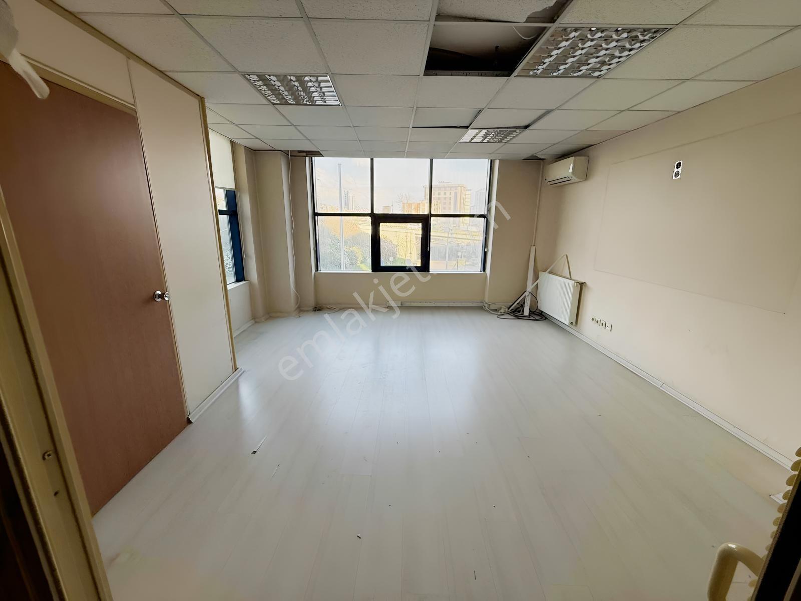 Kaçmaz Emlak Bostancı Köprüsü Kiralık Ofis Geniş M2 Kolay Ulaşım - Görsel 5