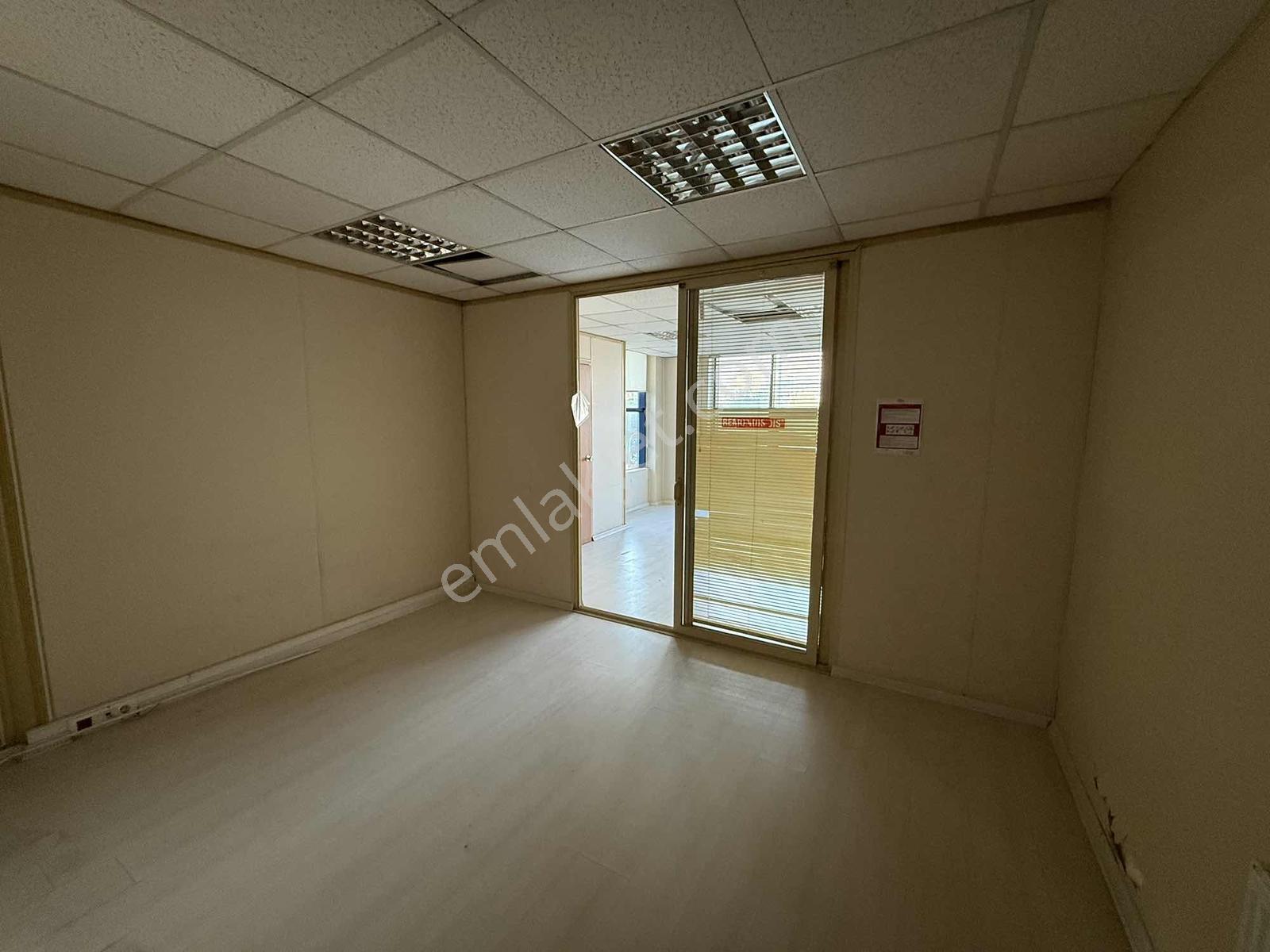 Kaçmaz Emlak Bostancı Köprüsü Kiralık Ofis Geniş M2 Kolay Ulaşım - Görsel 20