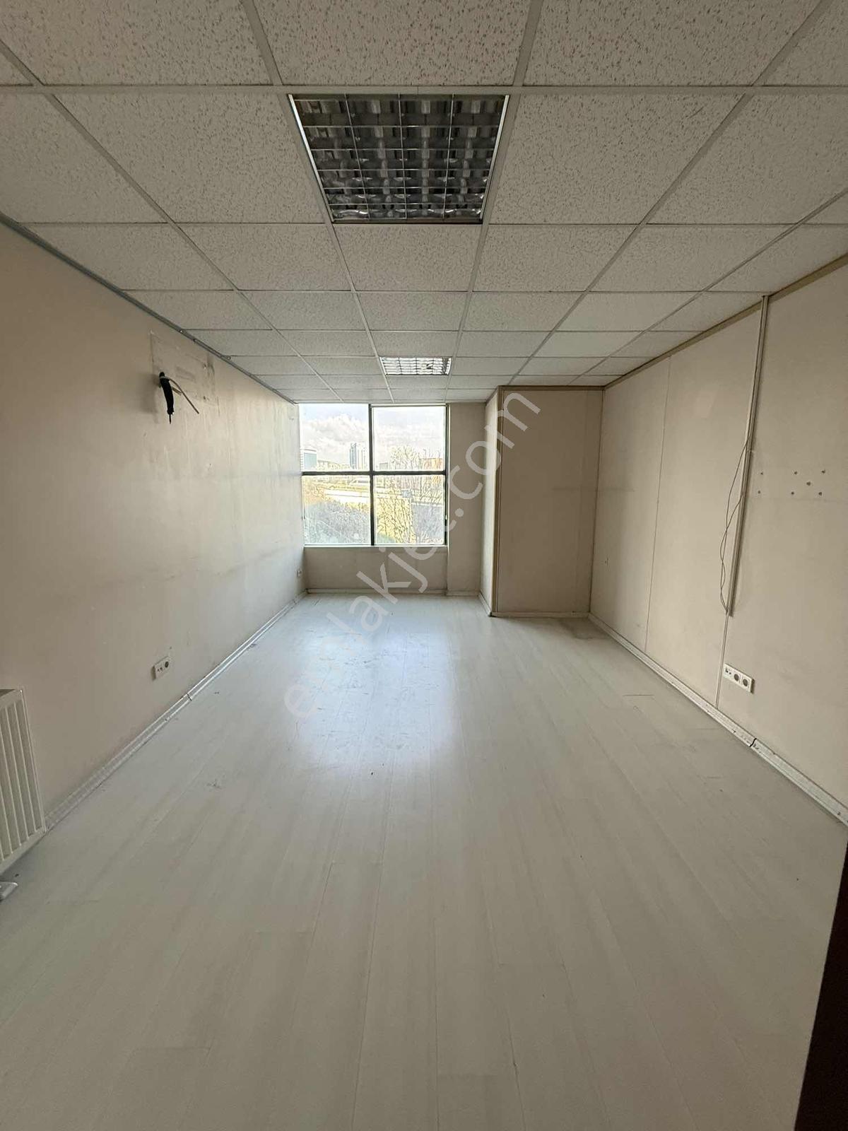 Kaçmaz Emlak Bostancı Köprüsü Kiralık Ofis Geniş M2 Kolay Ulaşım - Görsel 21